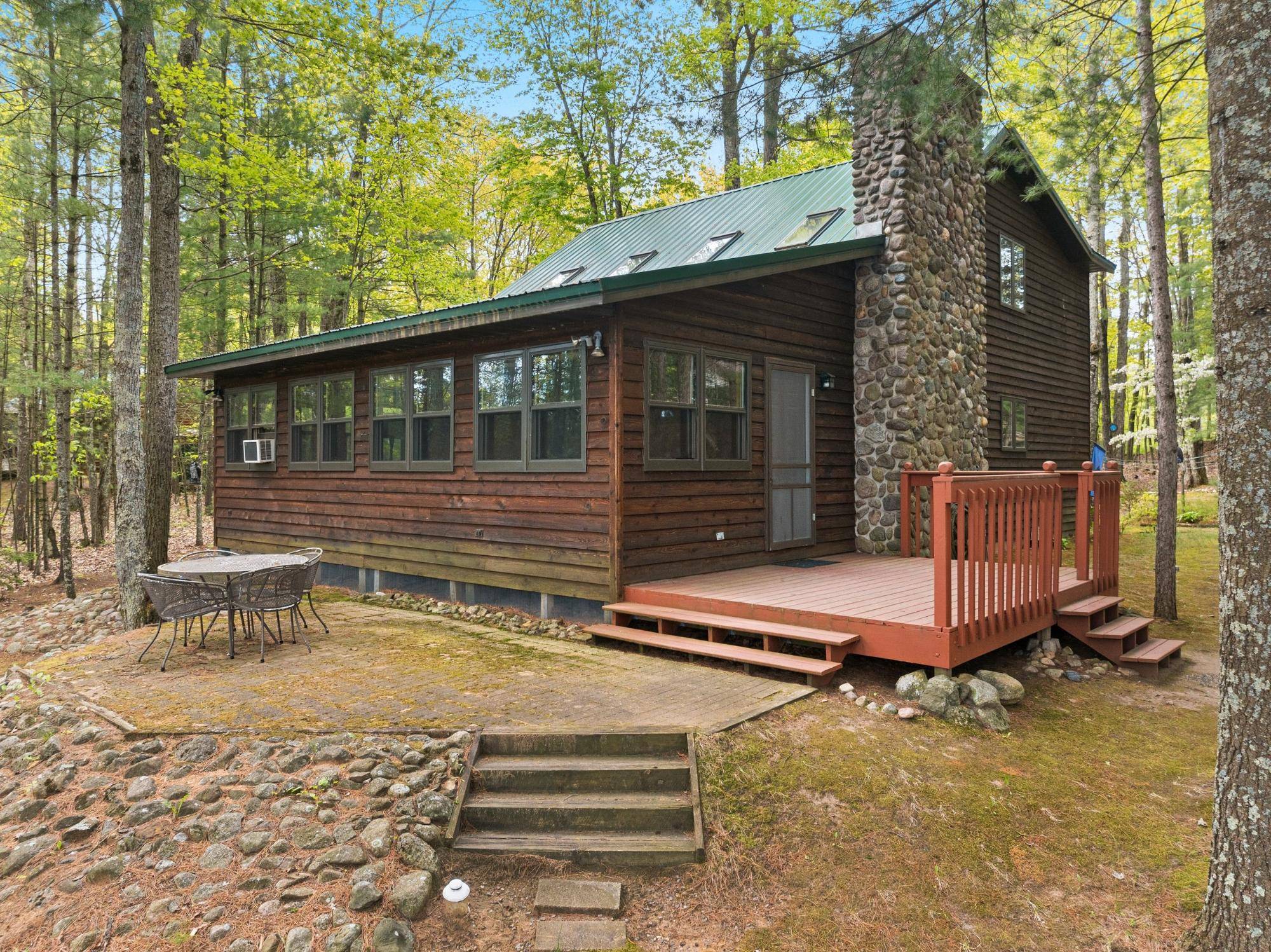 Mountain, WI 54149,14950 SUNRISE CT N