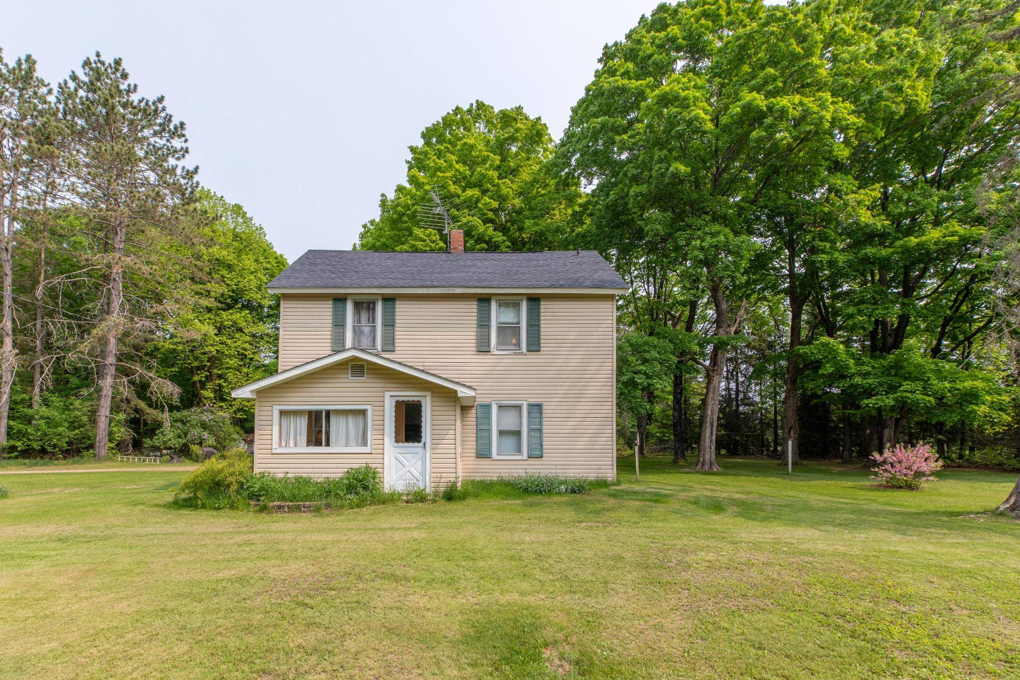Pelican Lake, WI 54463,2852 PLANTATION RD