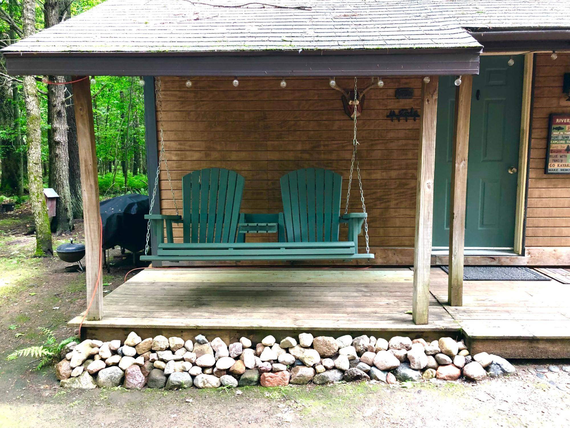 Athelstane, WI 54104,W15036 POACHERS RUN LN