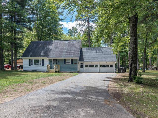 Minocqua, WI 54548,9545 COUNTRY CLUB RD