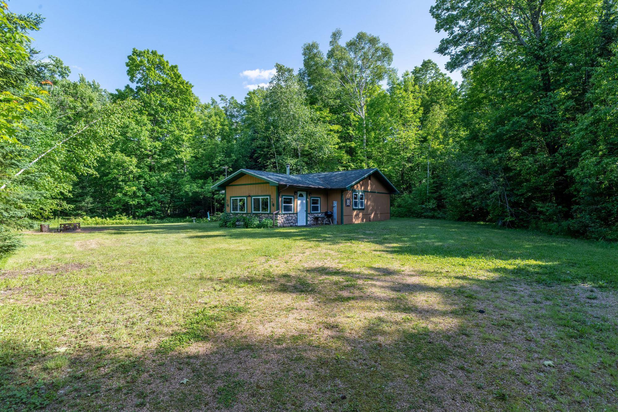 Elcho, WI 54428,W10407 COLLEEN LN