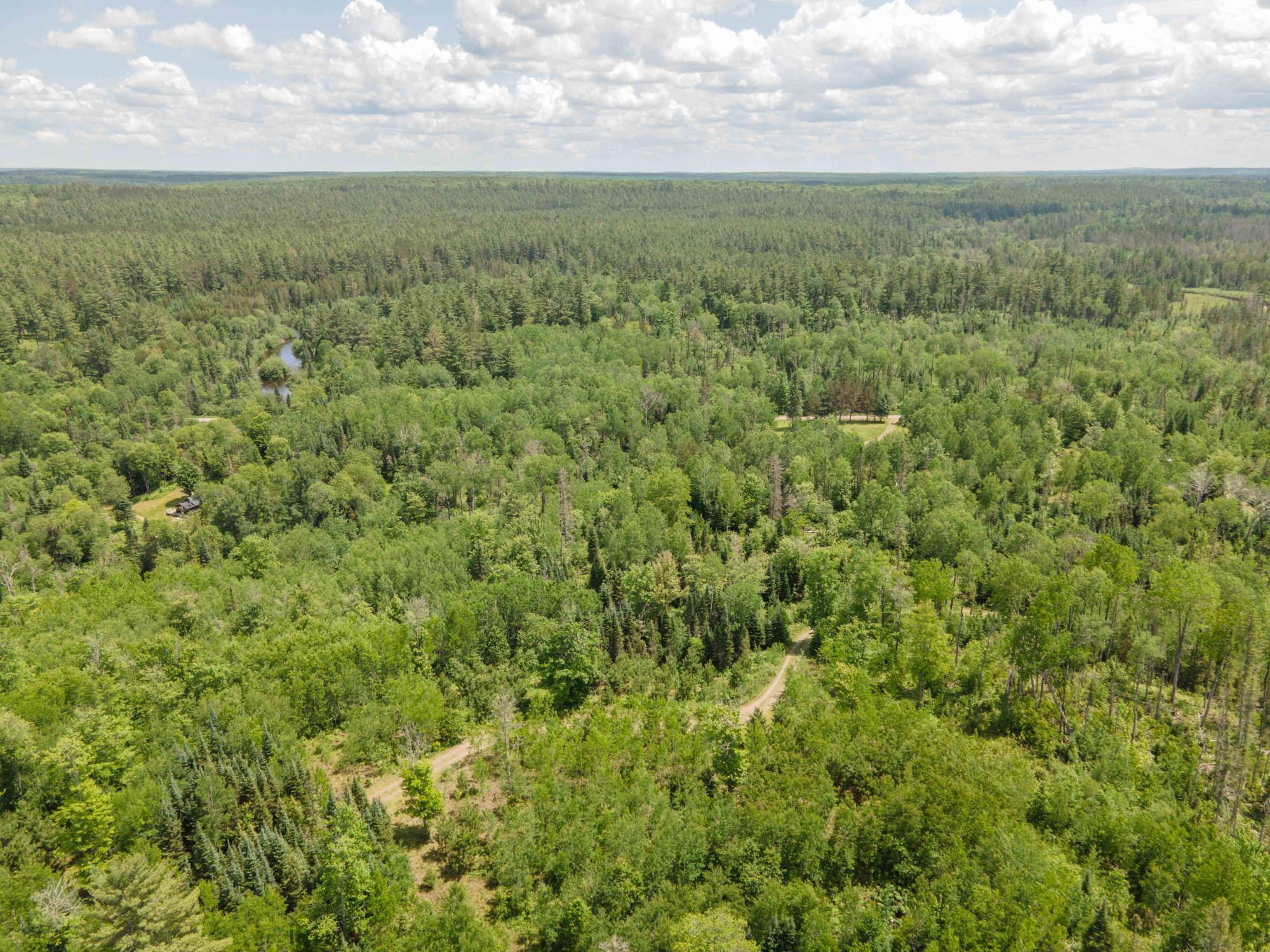 Iron River, MI 49935,453 GOLD MINE RD