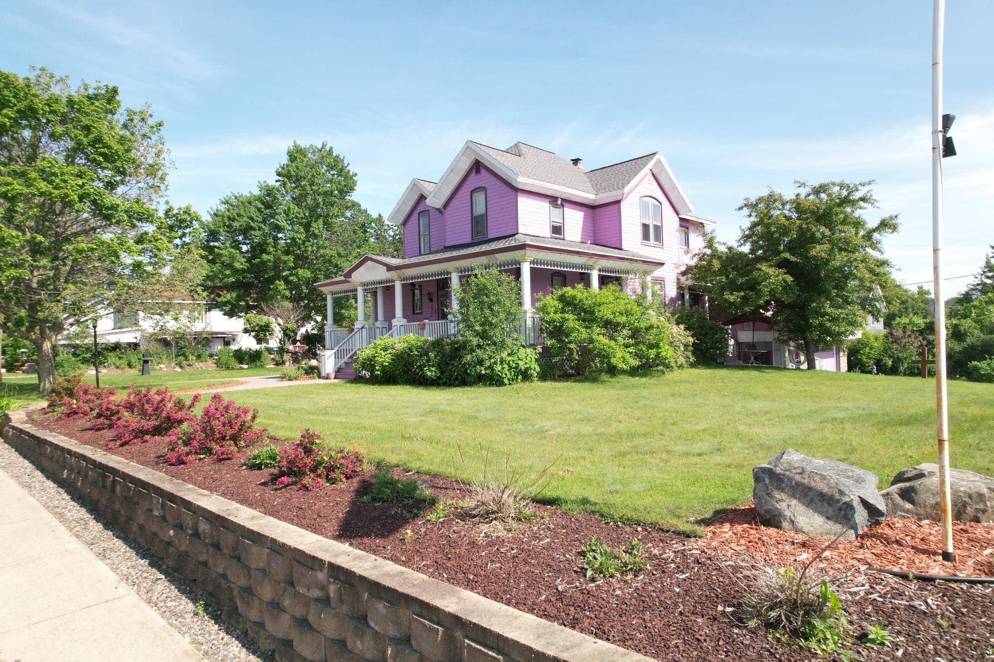 Tomahawk, WI 54487,227 MERRILL AVE W