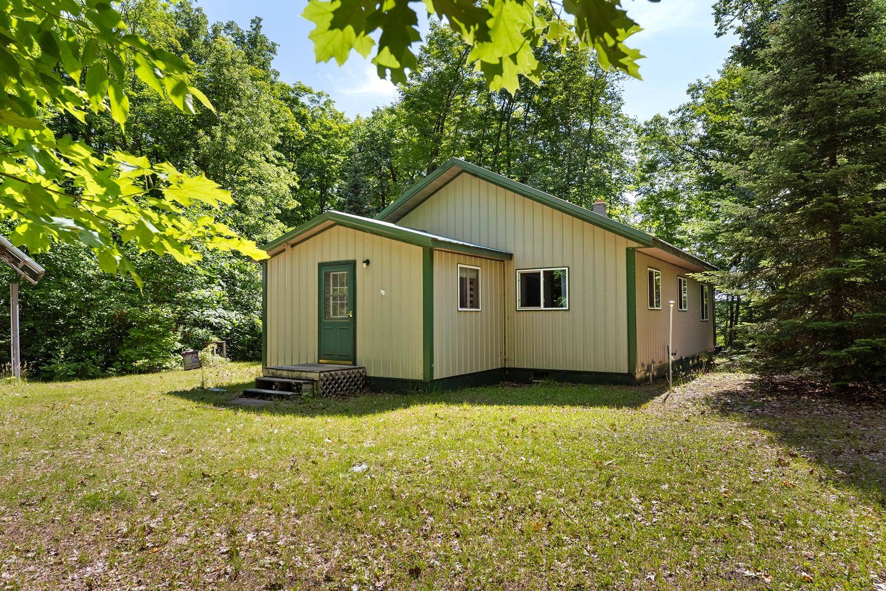 Marenisco, MI 49947,5046 MORAINE LAKE RD