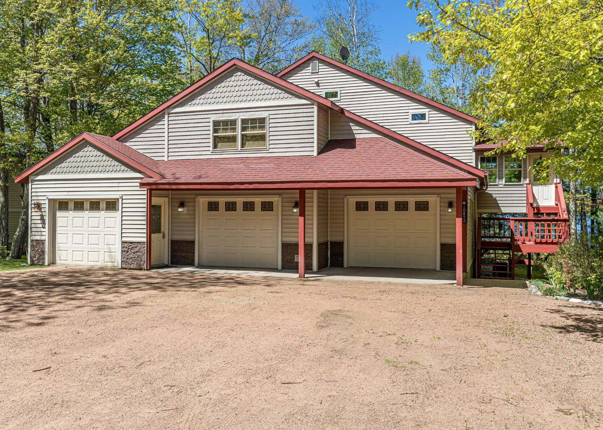 Lac Du Flambeau, WI 54548,1085 WALLEYE CR