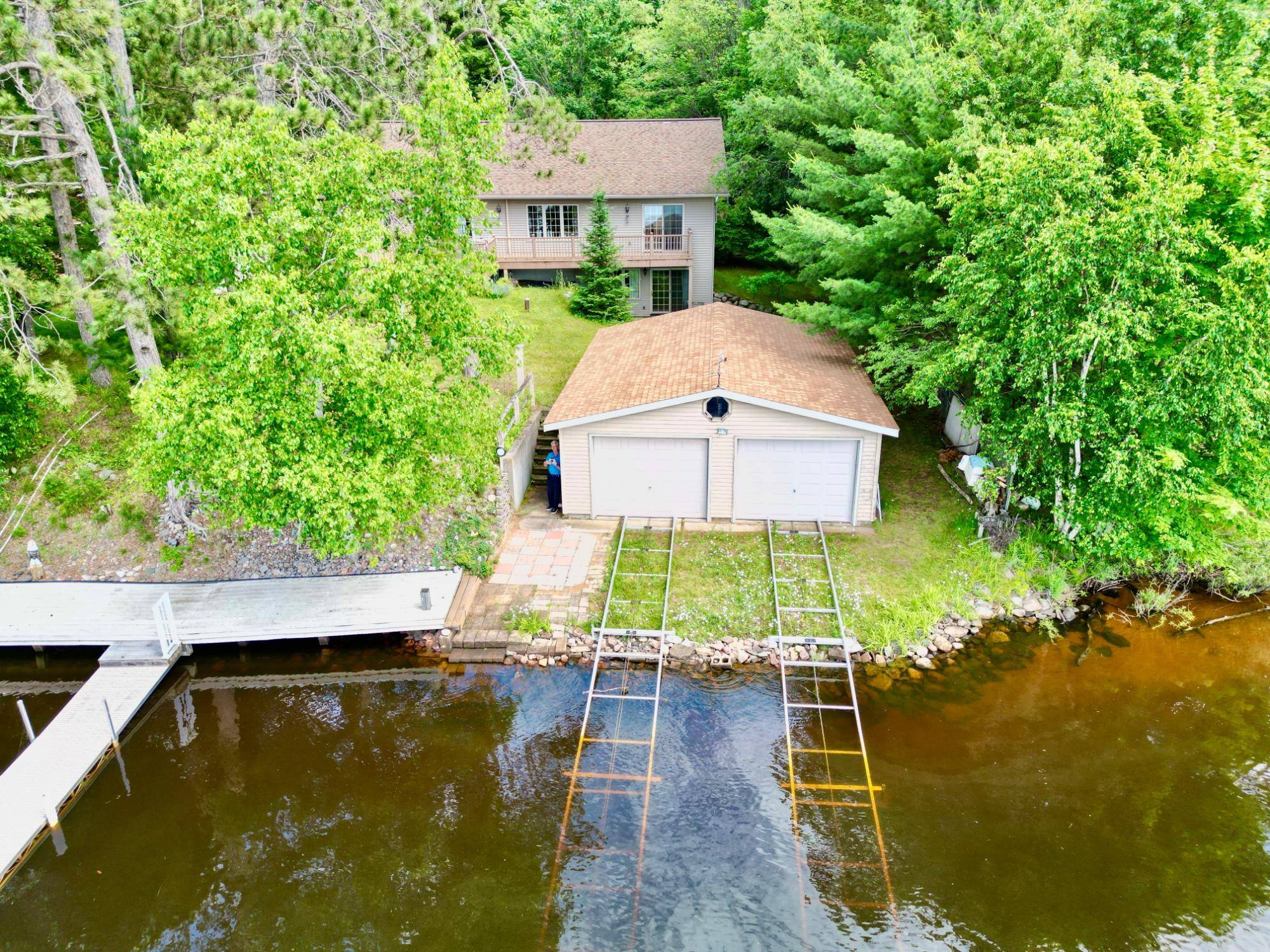 Tomahawk, WI 54487,2027 THE POINT RD