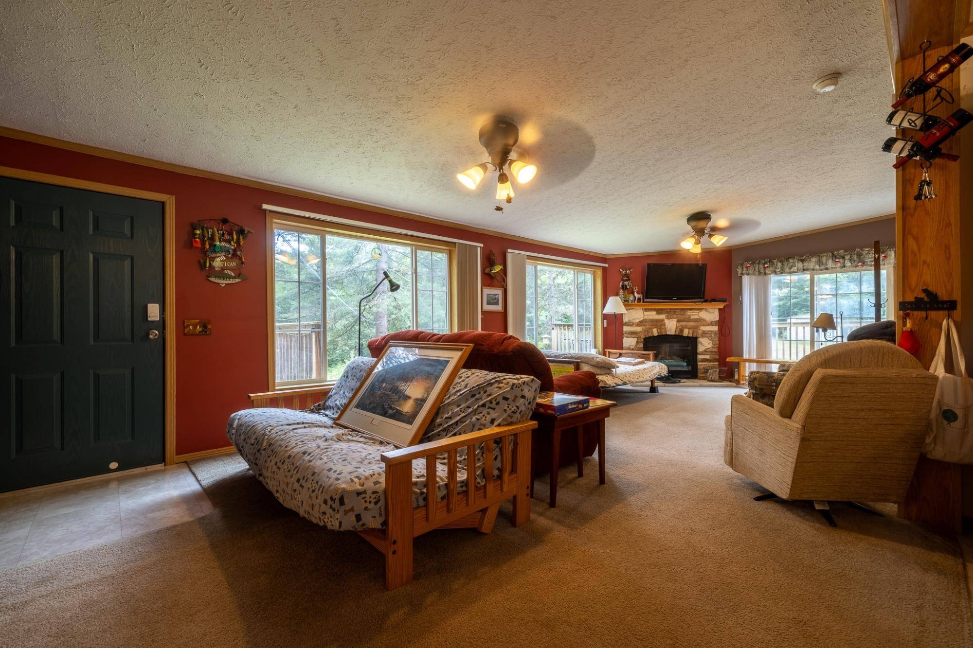 Eagle River, WI 54521,6390 HIGGINS DR