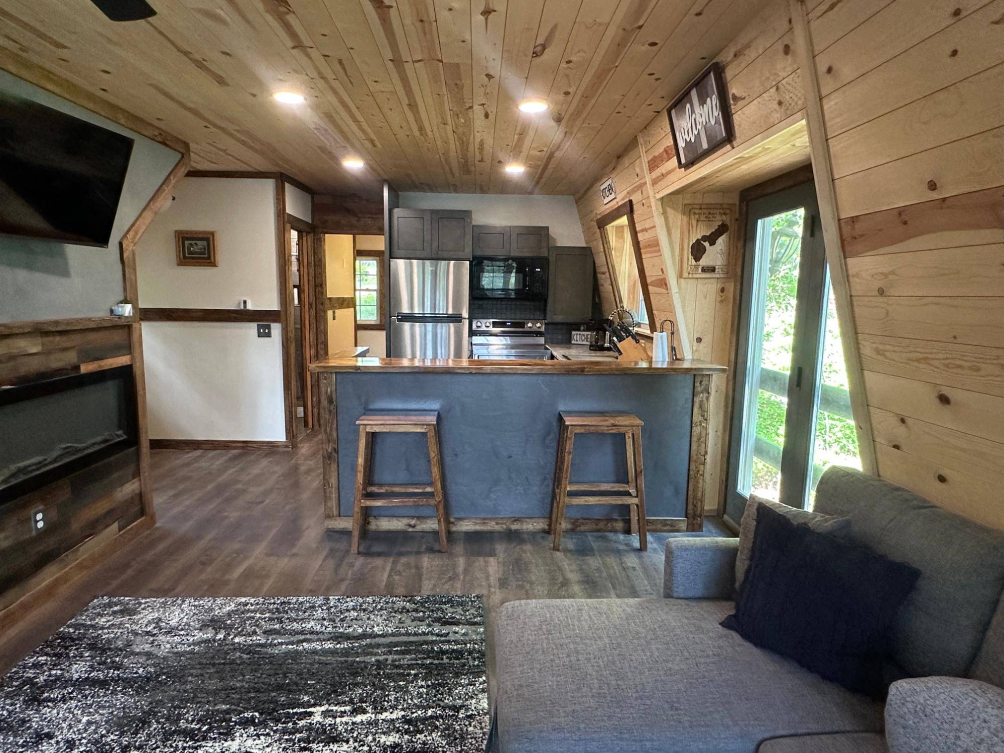 Woodruff, WI 54568,2638 BLUEBERRY RD
