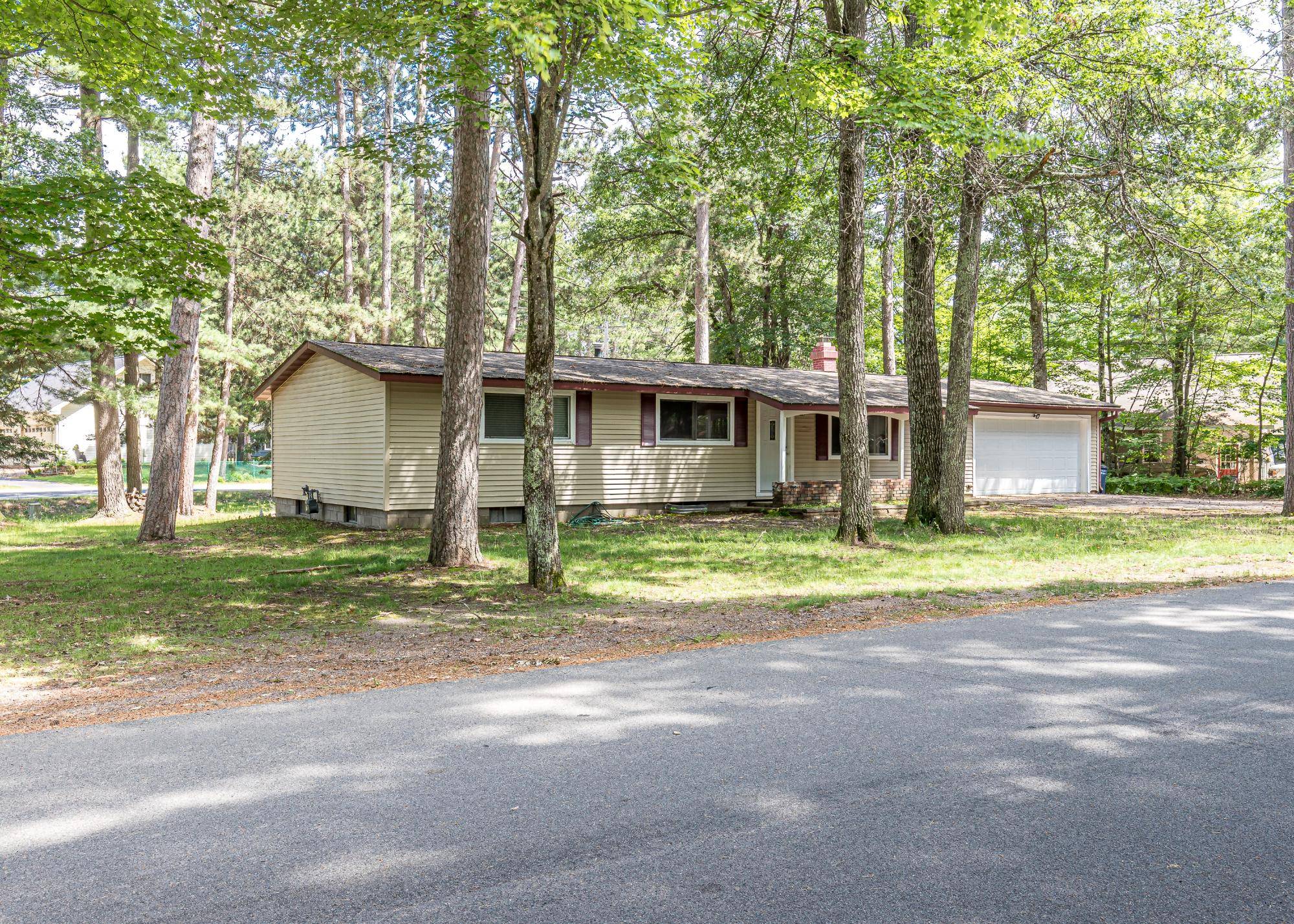 Minocqua, WI 54548,8256 CLAWSON DR