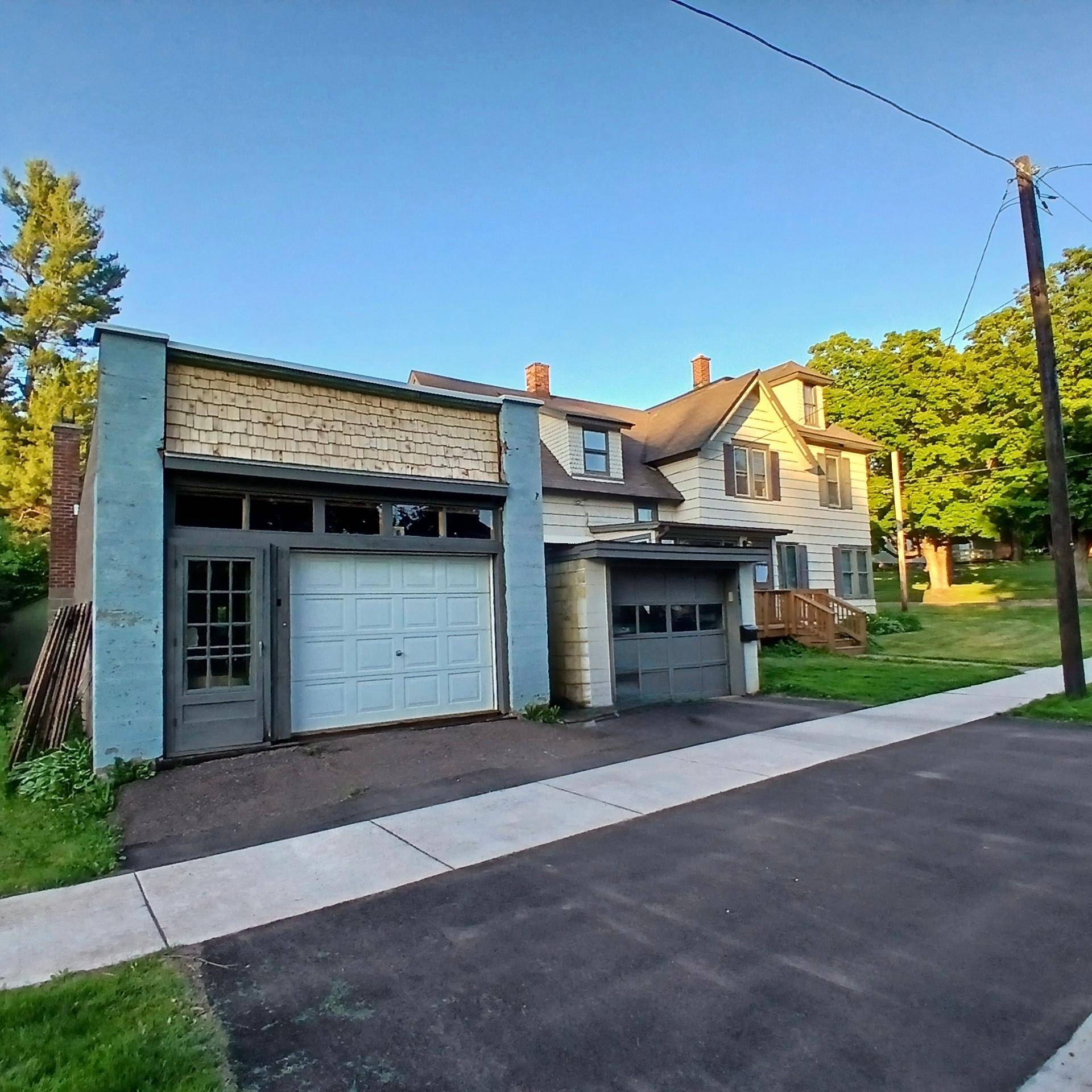 Ironwood, MI 49938,402 ALBANY ST N
