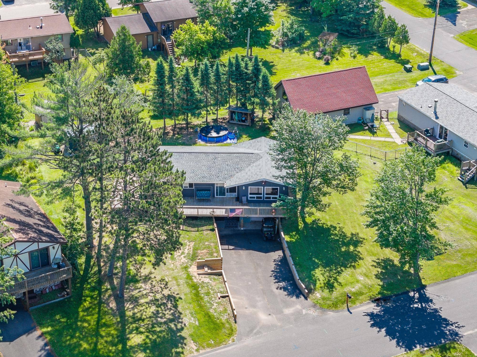 Eagle River, WI 54521,609 BOND ST N