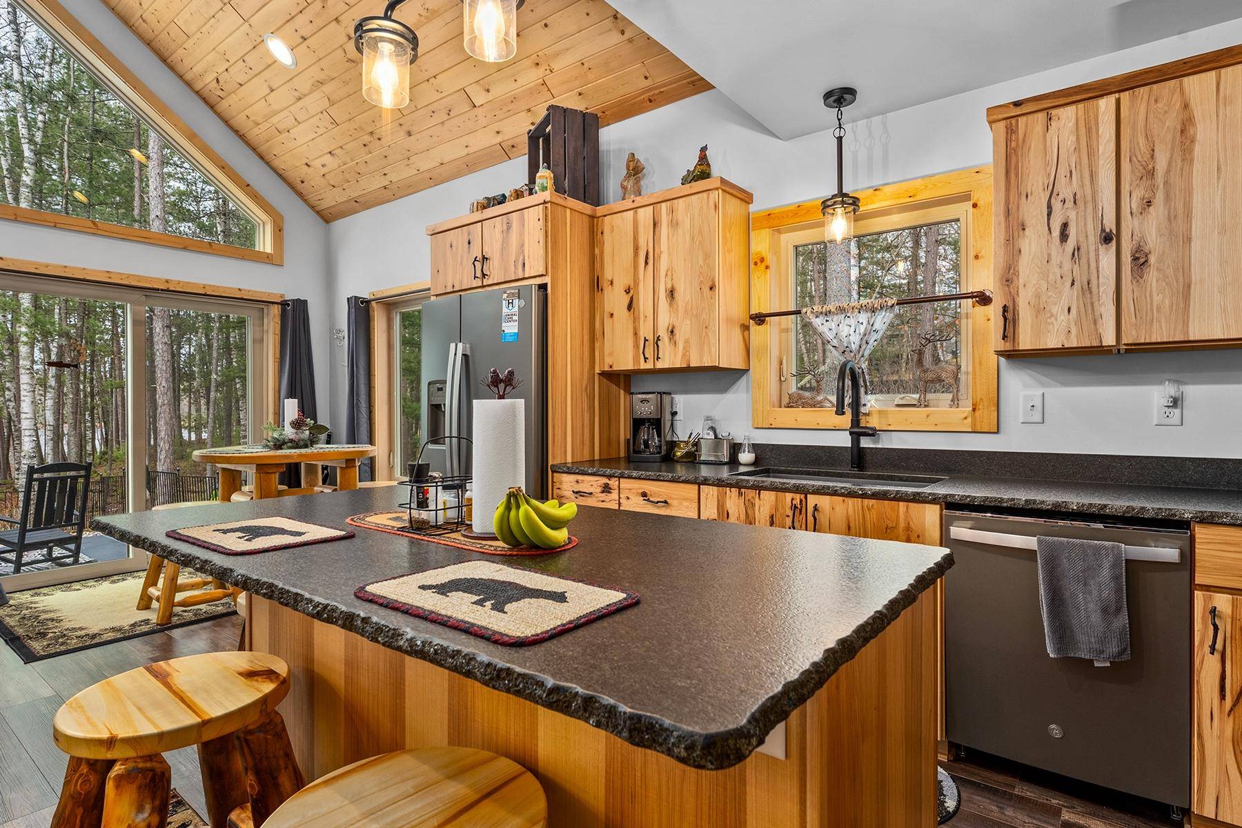 Eagle River, WI 54521,5865 BROOK TR #B