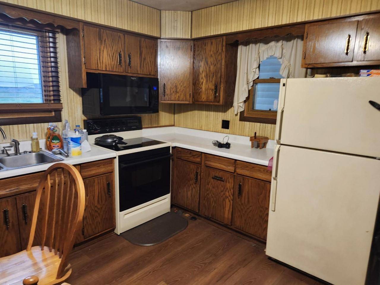 Hawkins, WI 54530,W1042 CRANBERRY RD