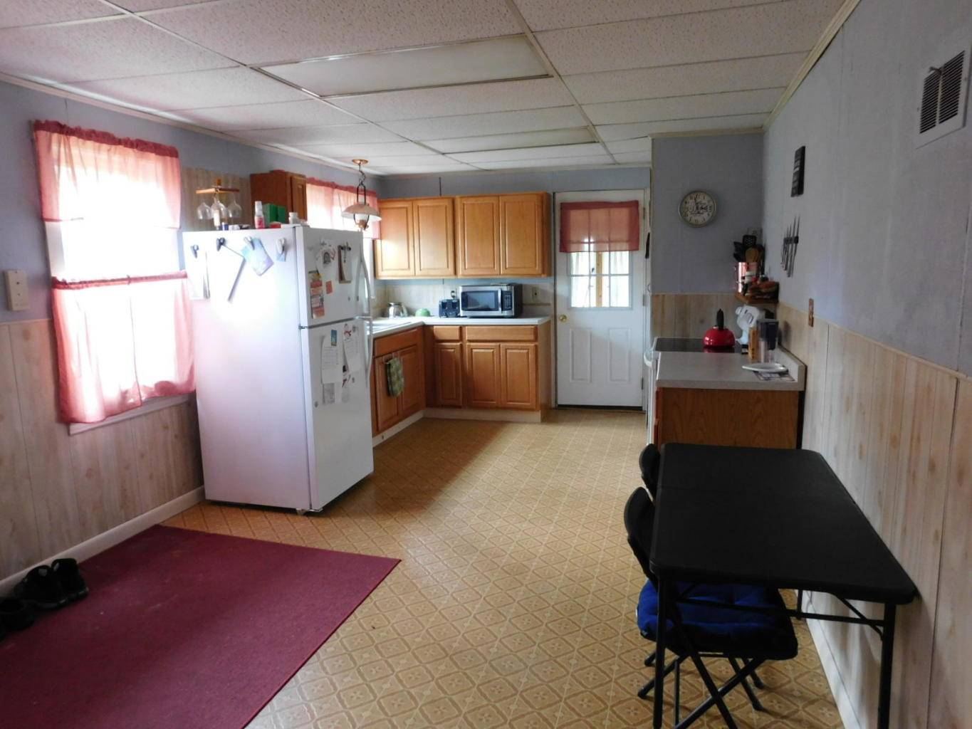 Presque Isle, ME 04769,42 Dupont DR