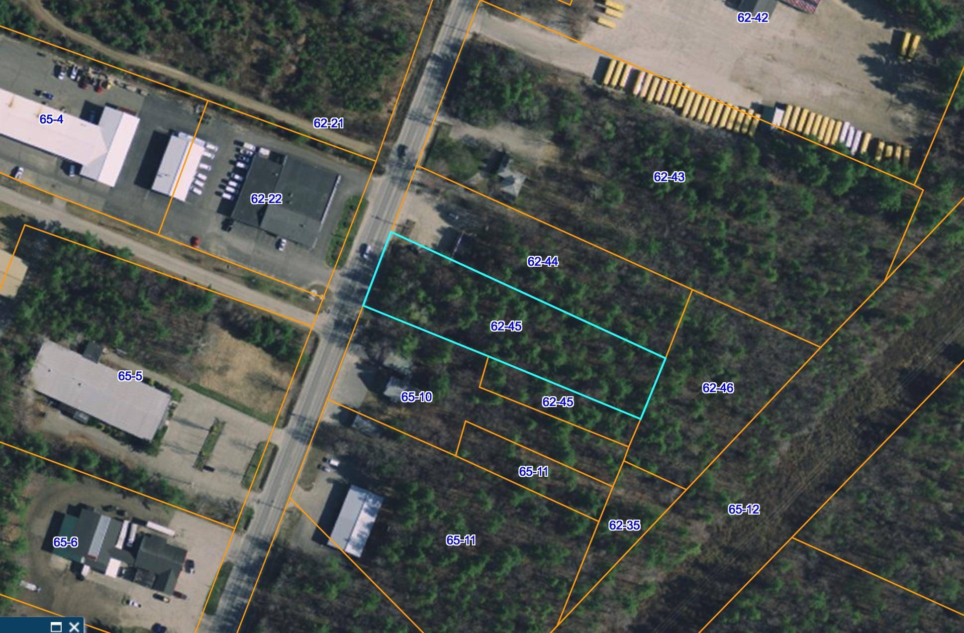 Kennebunk, ME 04043,122 York ST