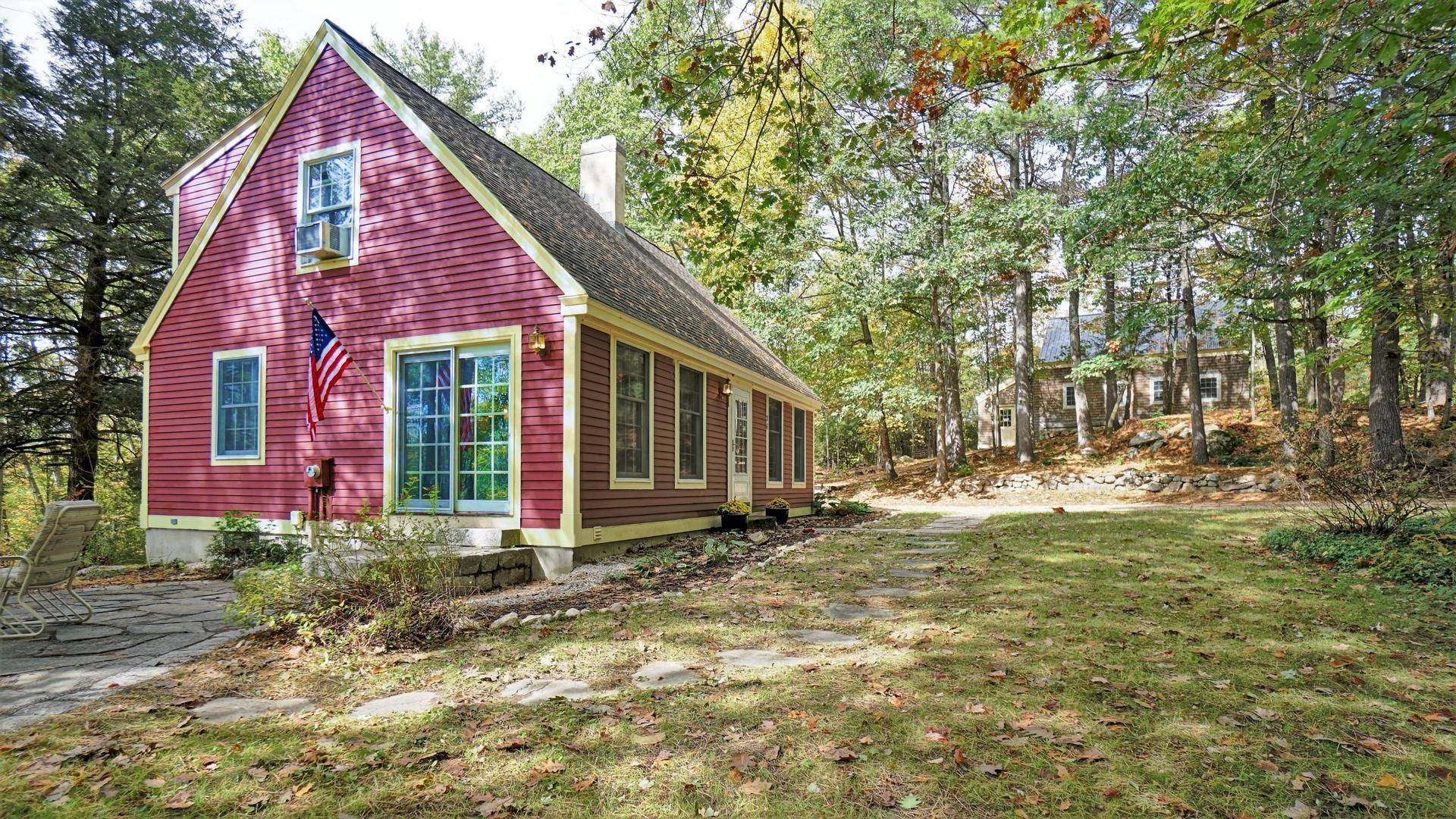 Sebago, ME 04029,17 Norumbega RD