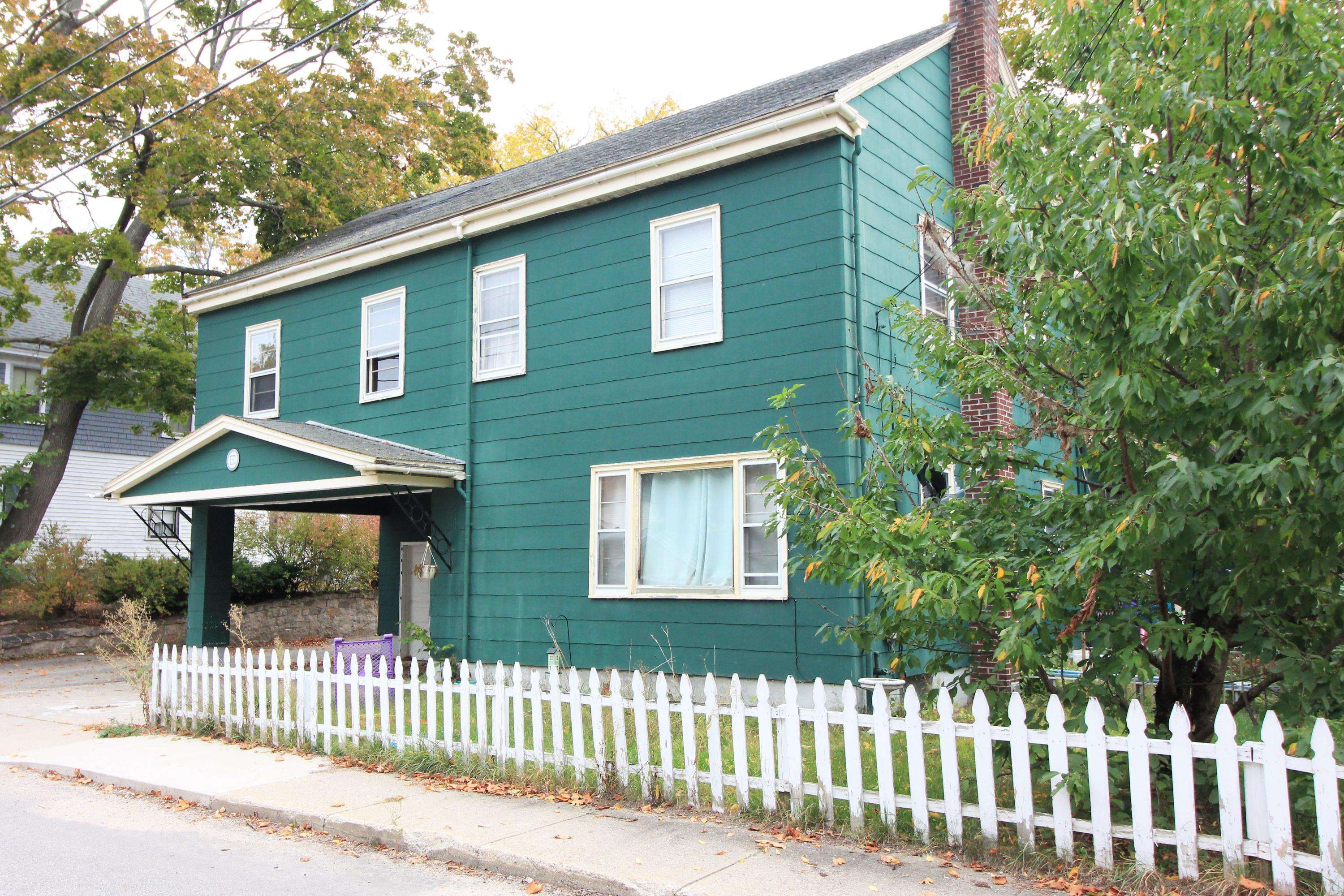 Sanford, ME 04073,14 Nason ST