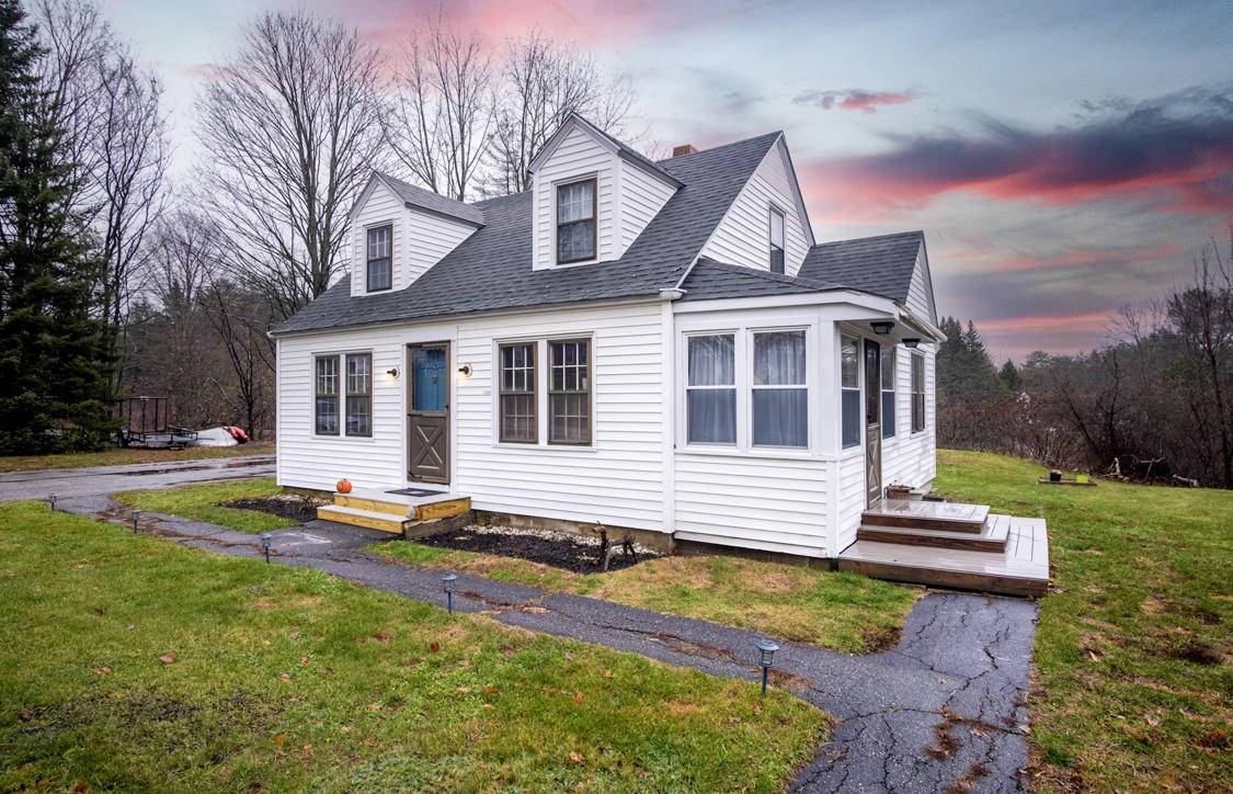 Windham, ME 04062,93 Main ST