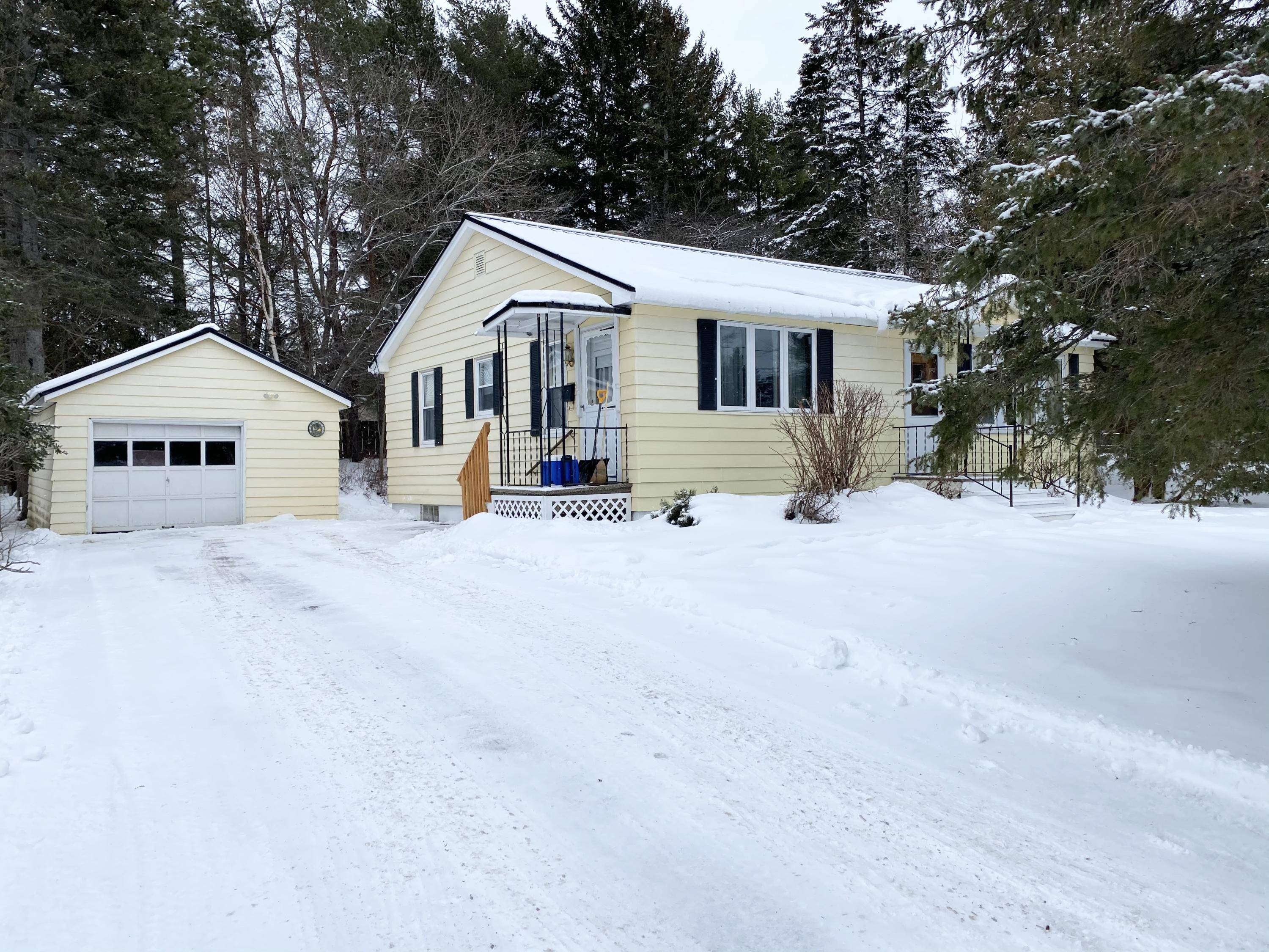 Presque Isle, ME 04769,7 Yale ST