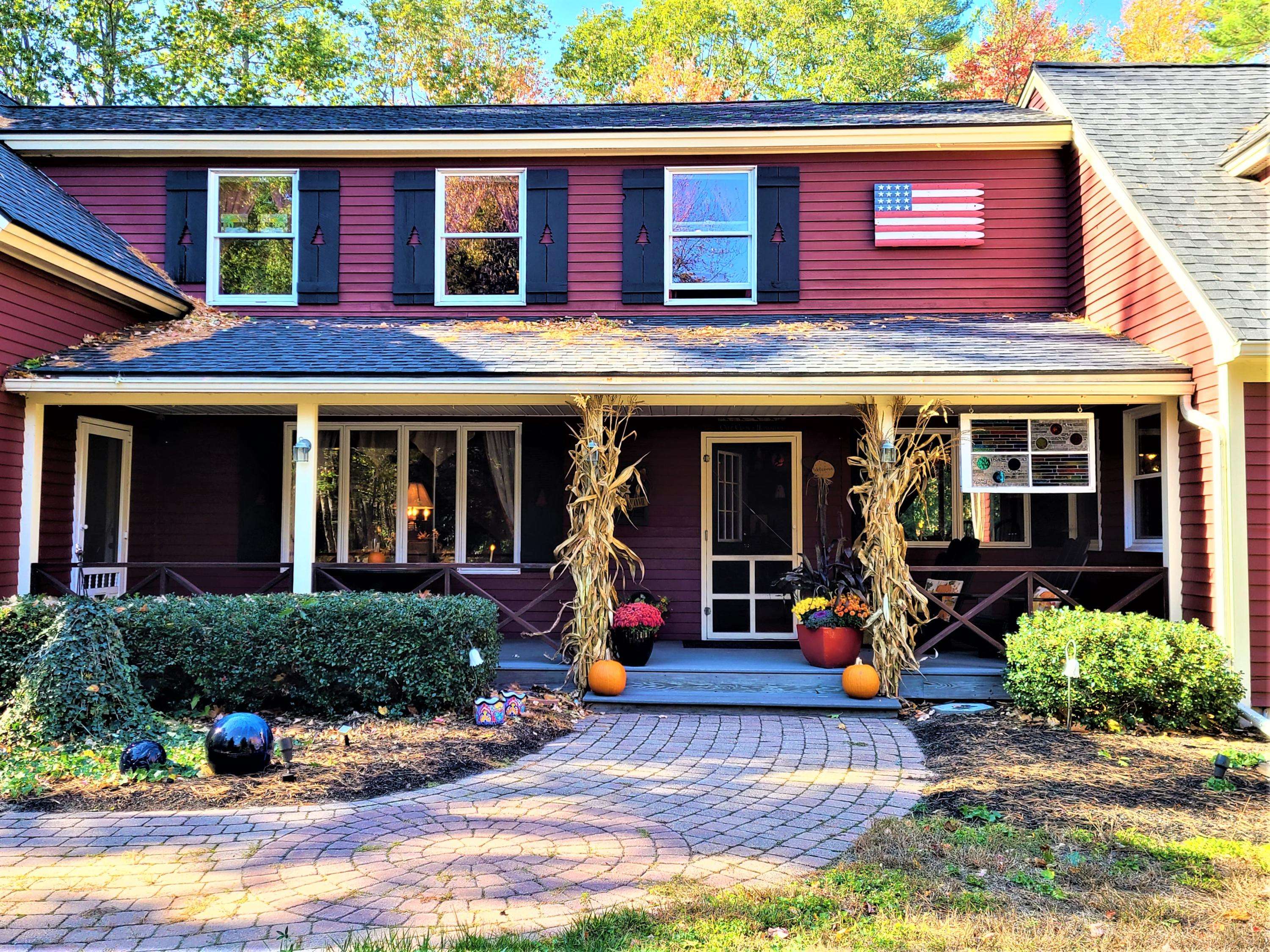 Kennebunk, ME 04043,29 Woodhaven DR