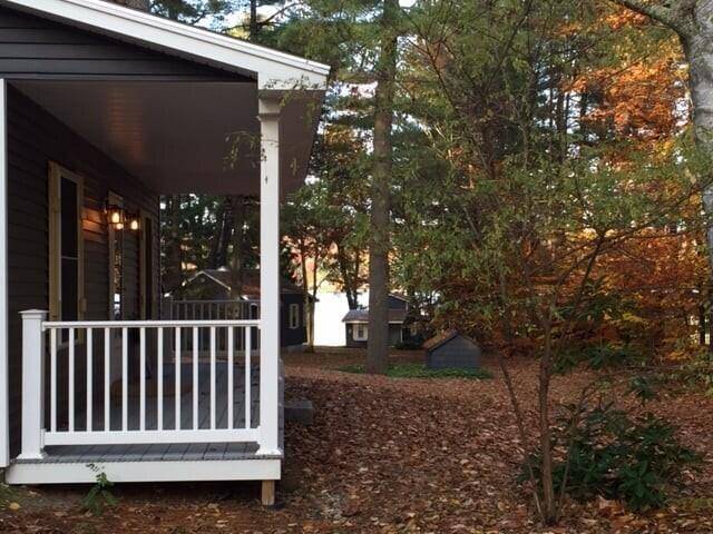 Naples, ME 04055,10 Sunshine LN