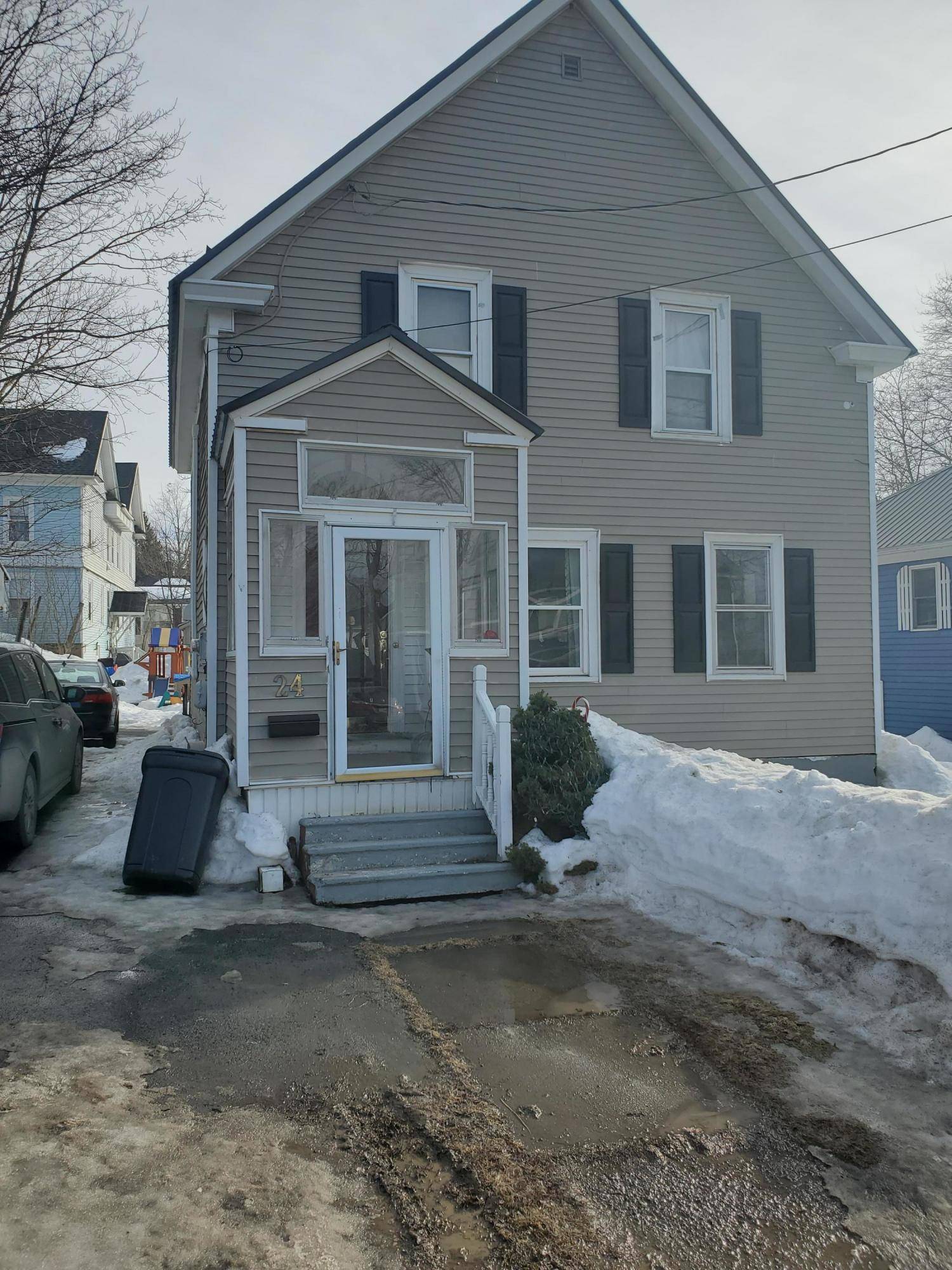 Presque Isle, ME 04769,24 Blake ST