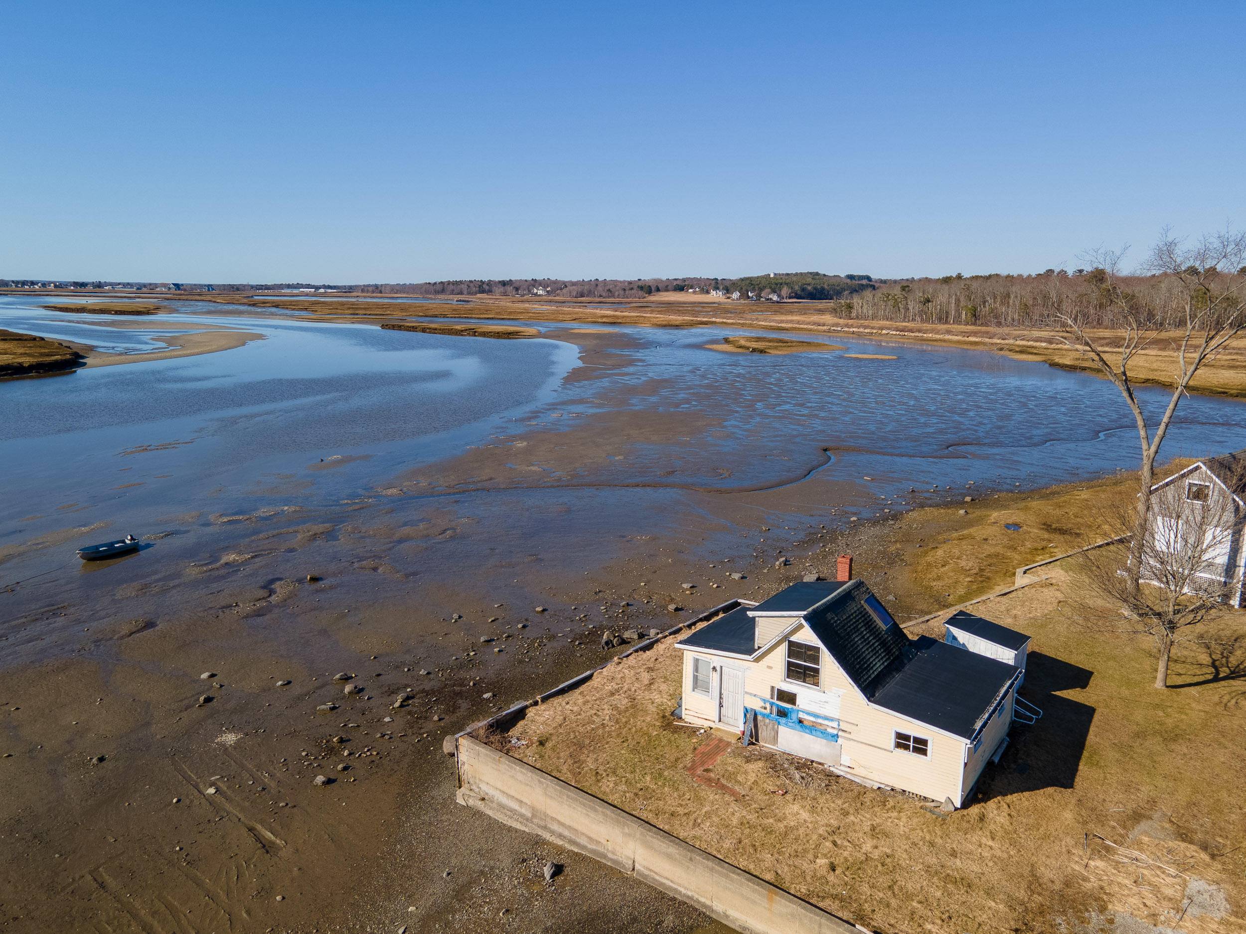 Scarborough, ME 04074,133 Winnocks Neck RD