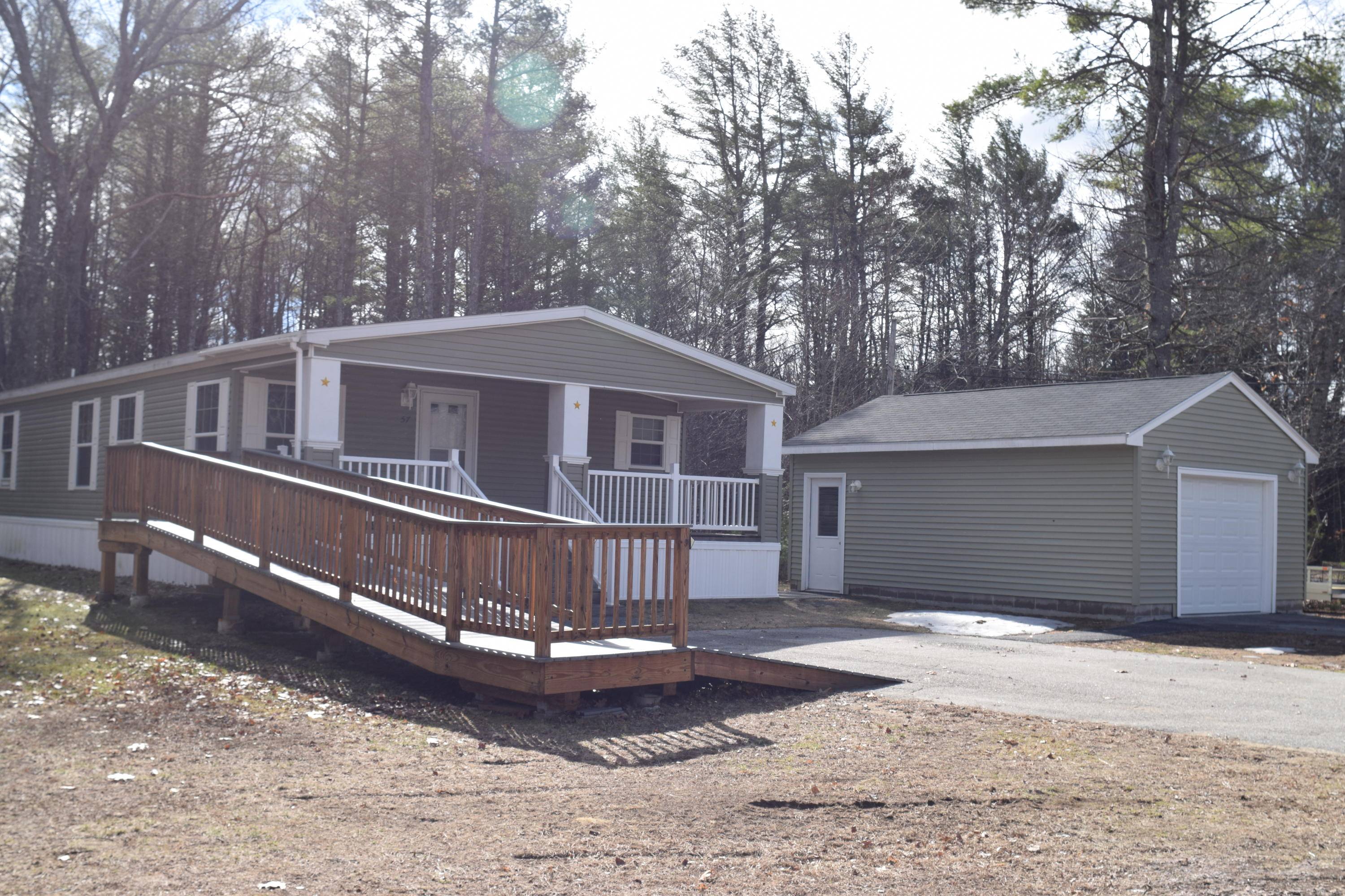 Lebanon, ME 04027,57 Oak ST