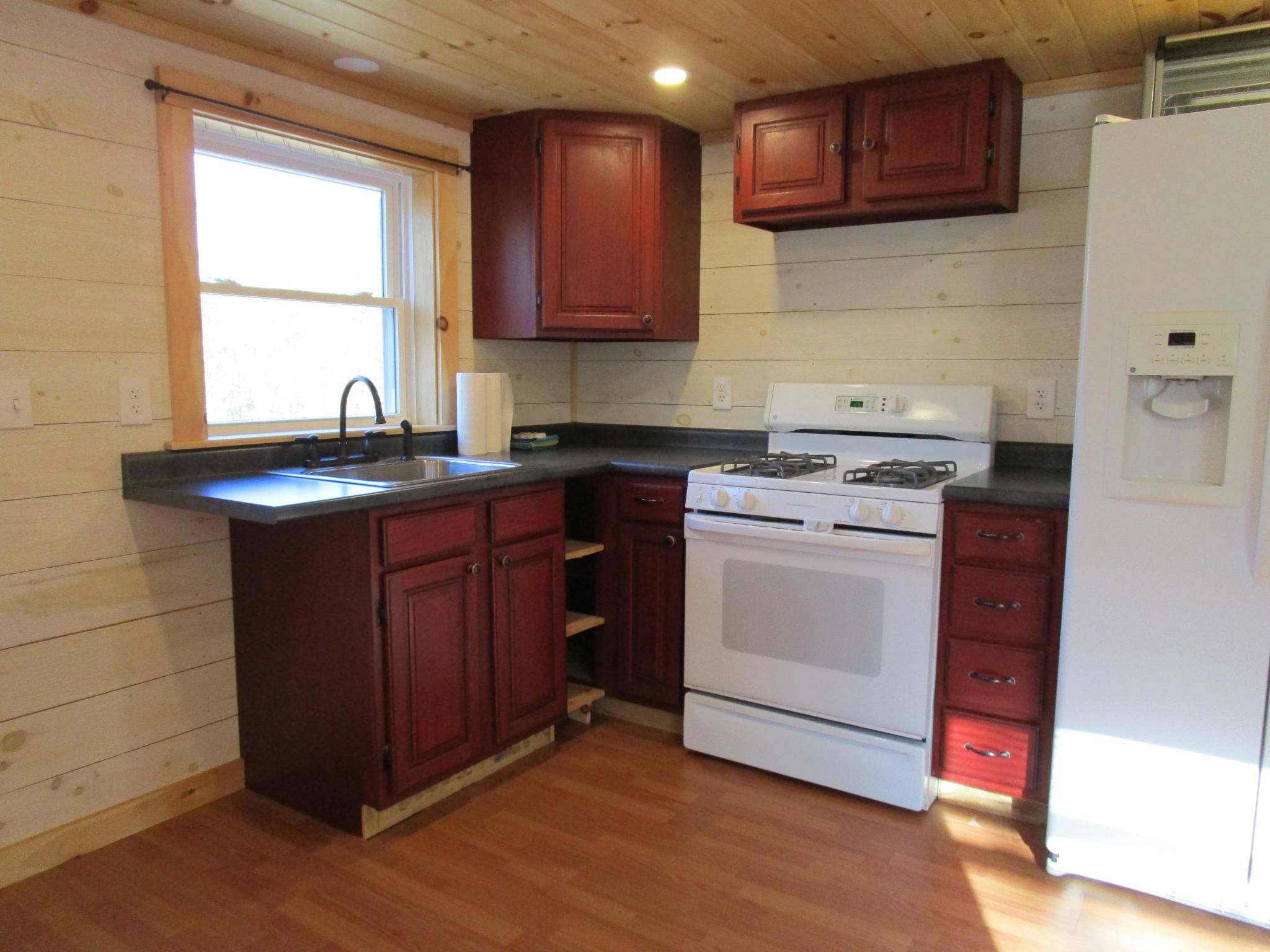 West Paris, ME 04289,60 Morse Hill RD