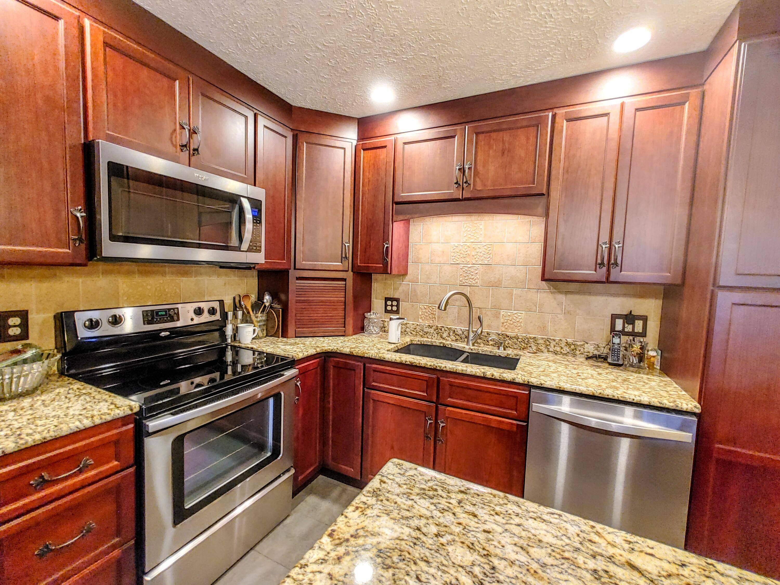 Windsor, ME 04363,177 Augusta Rockland RD