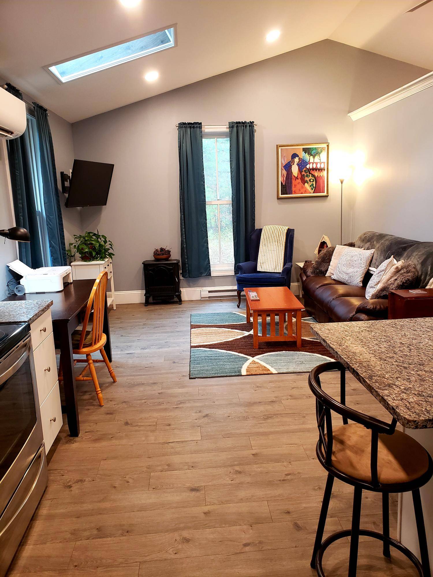 Lyman, ME 04002,7 Wentworth ST