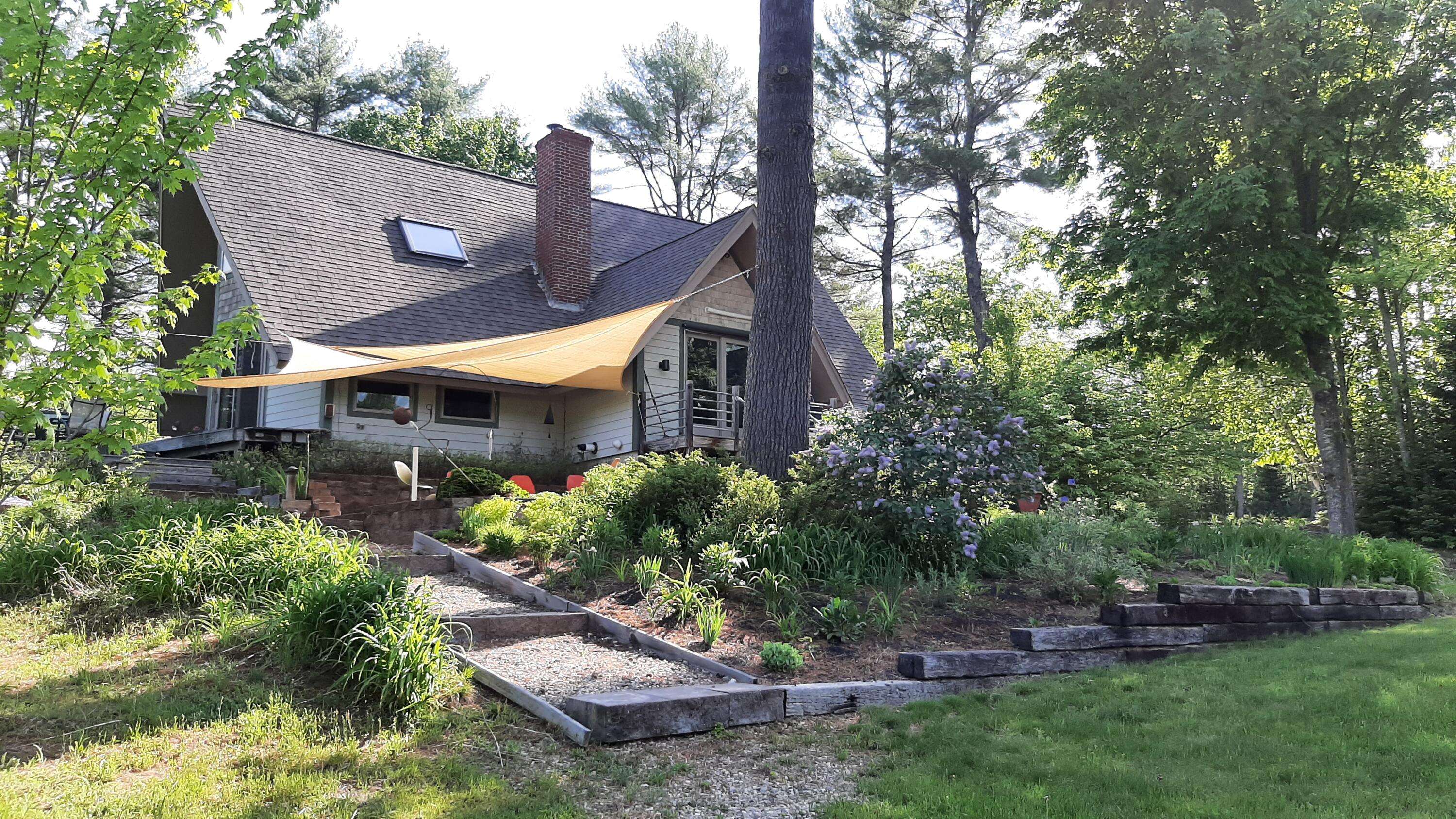 Paris, ME 04281,526 Buckfield RD