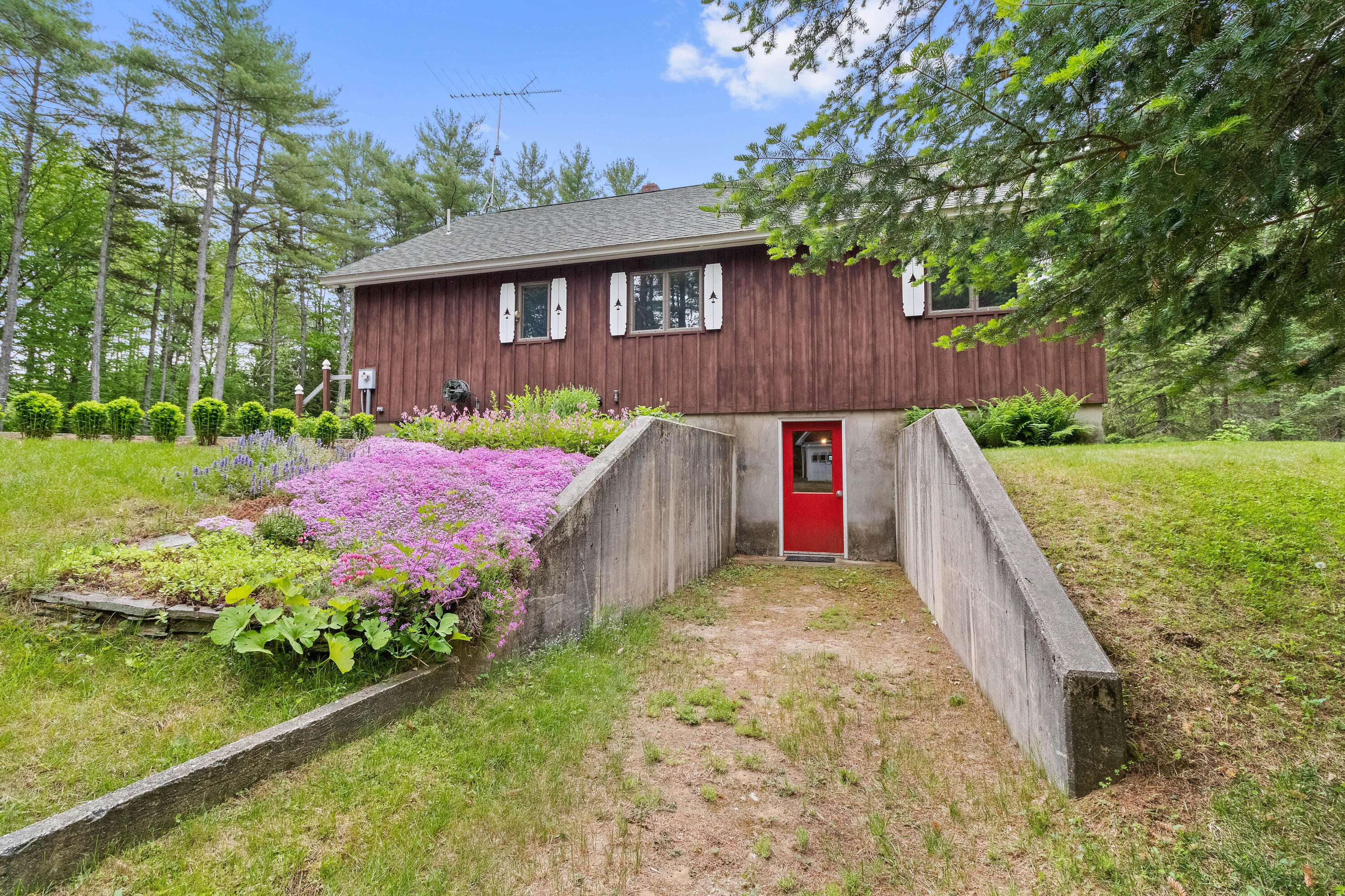 West Paris, ME 04289,148 Stearns Hill RD