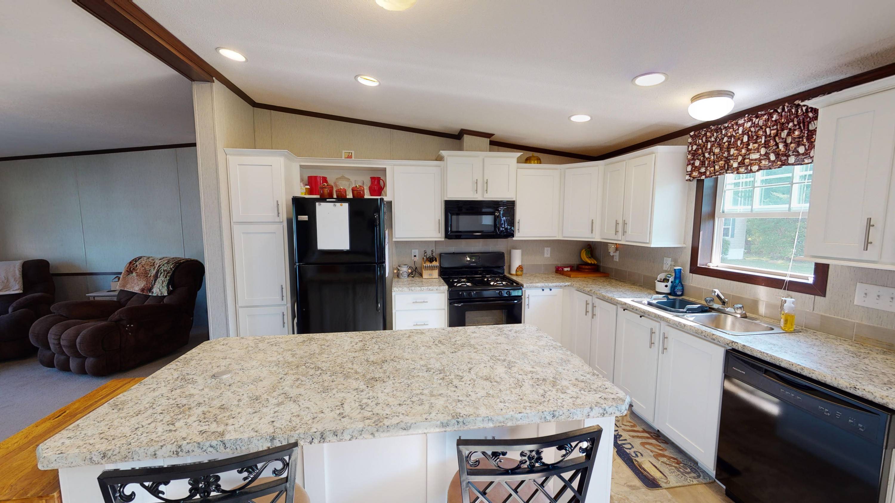 Searsport, ME 04974,18A Mortland RD