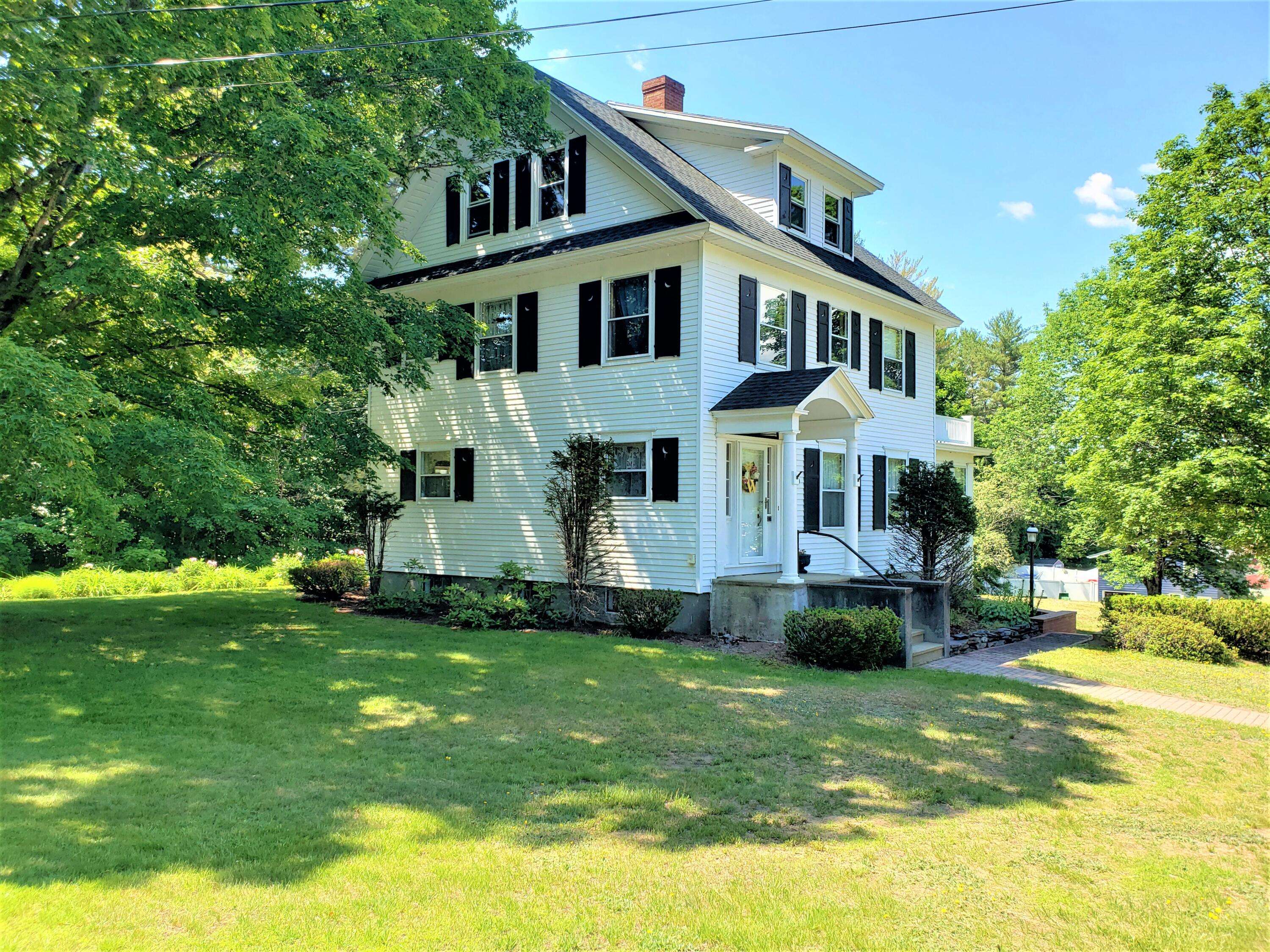 Farmington, ME 04938,211 Perham ST