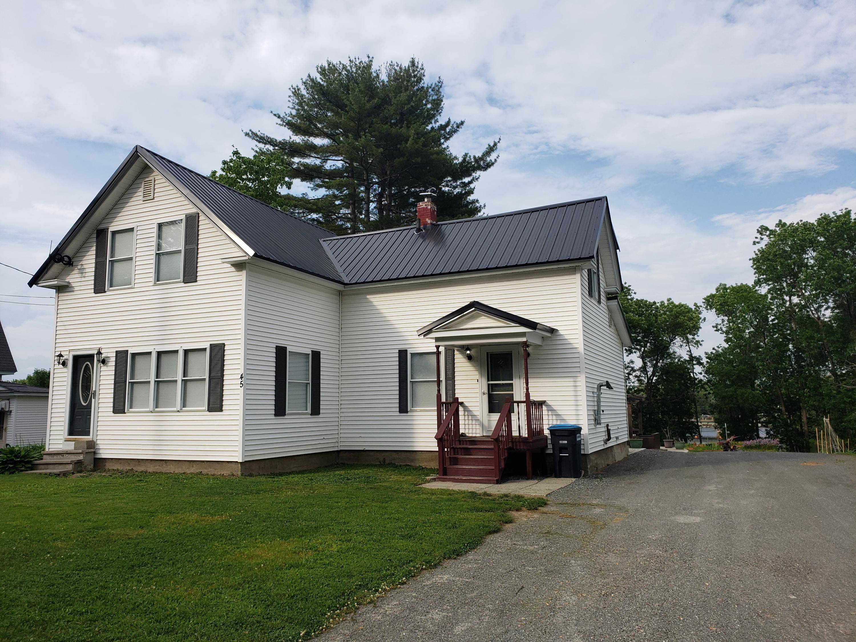 Old Town, ME 04468,45 Spring ST