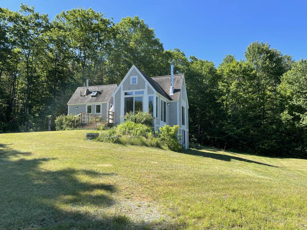 Whitefield, ME 04353,461 Head Tide RD