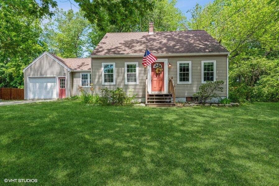 Kennebunk, ME 04043,21 Alfred RD