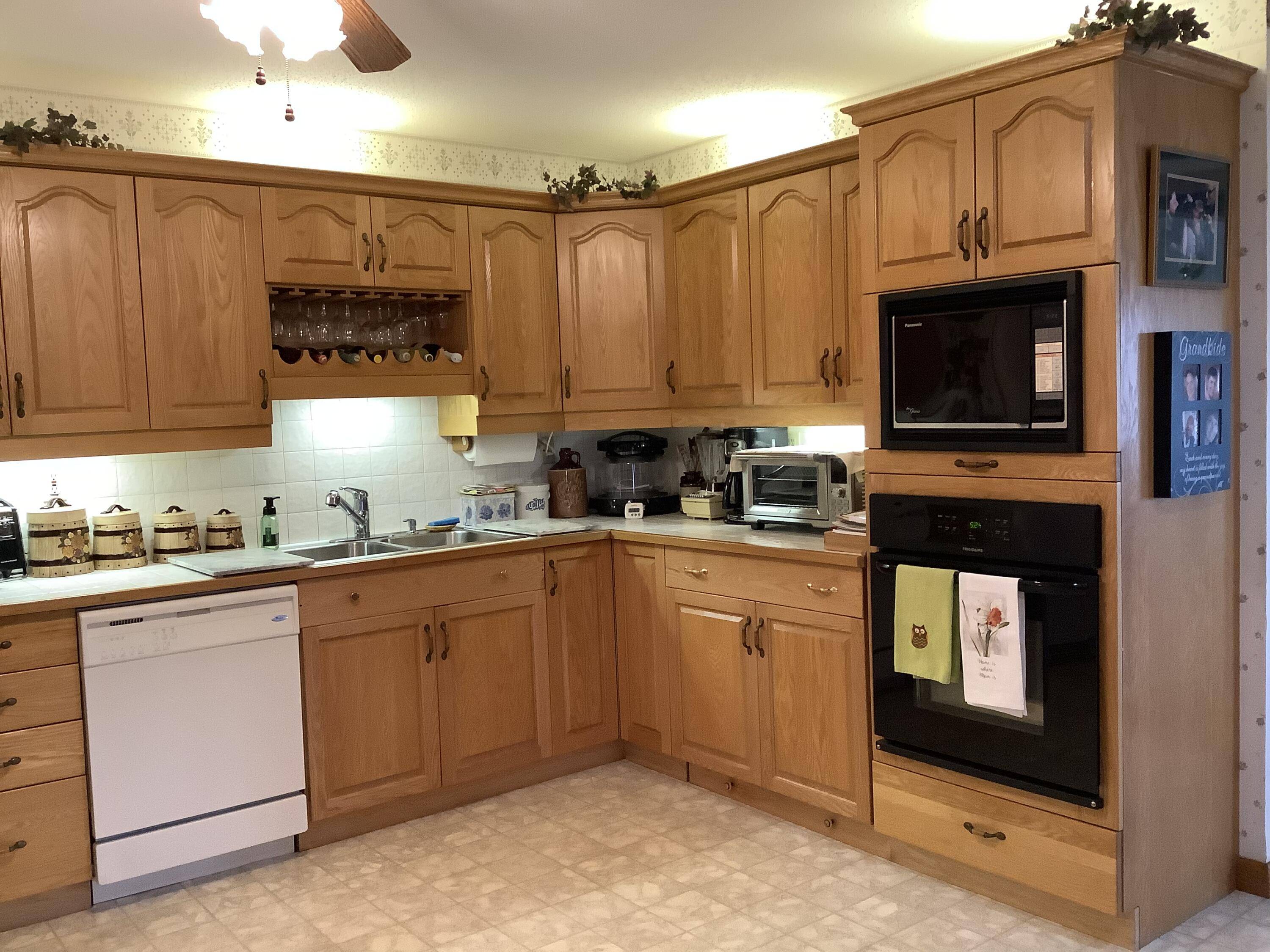 Van Buren, ME 04785,119 Lynne ST