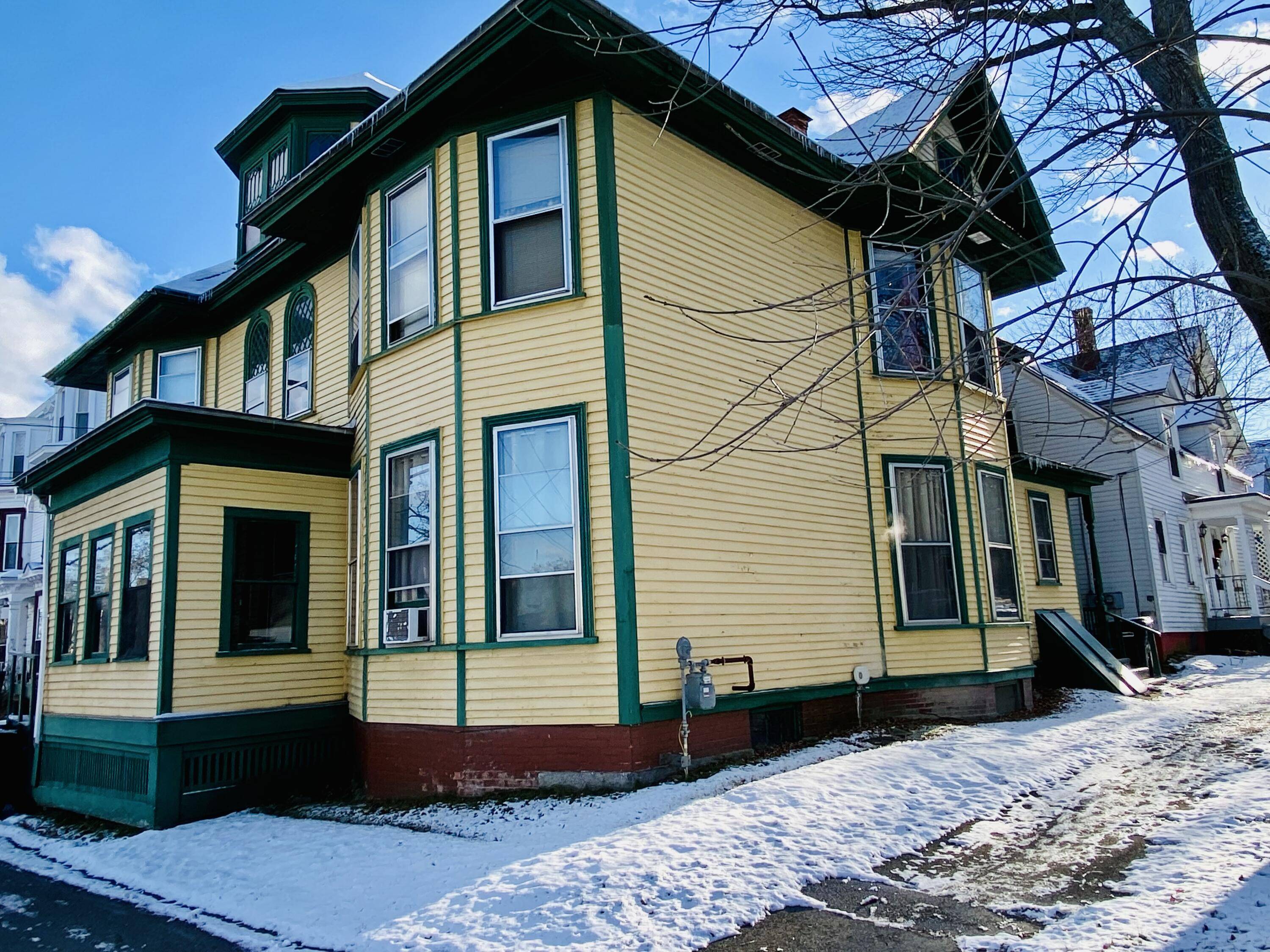 Bangor, ME 04401,64 Ohio ST