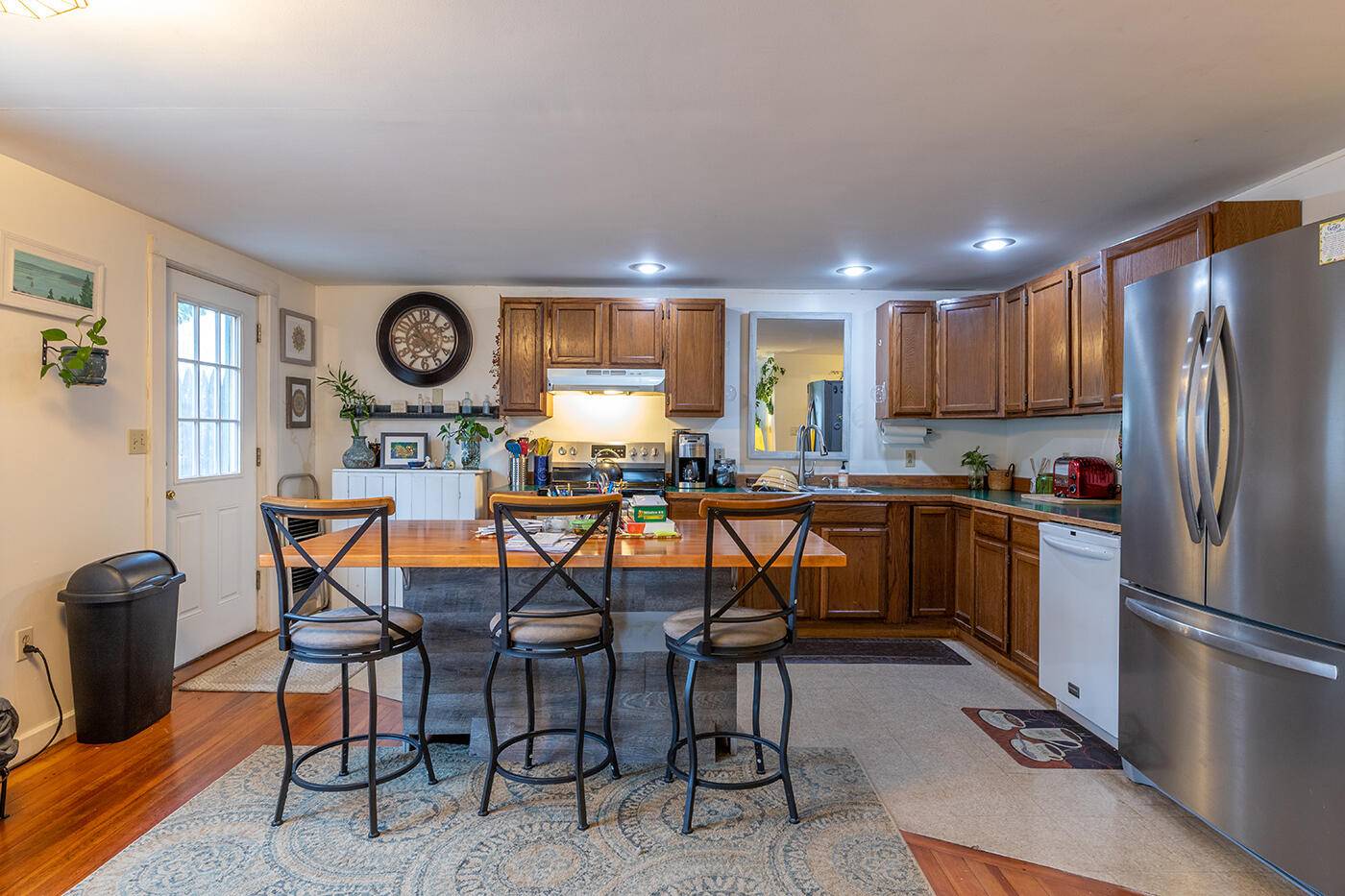 Warren, ME 04864,1096 Middle RD