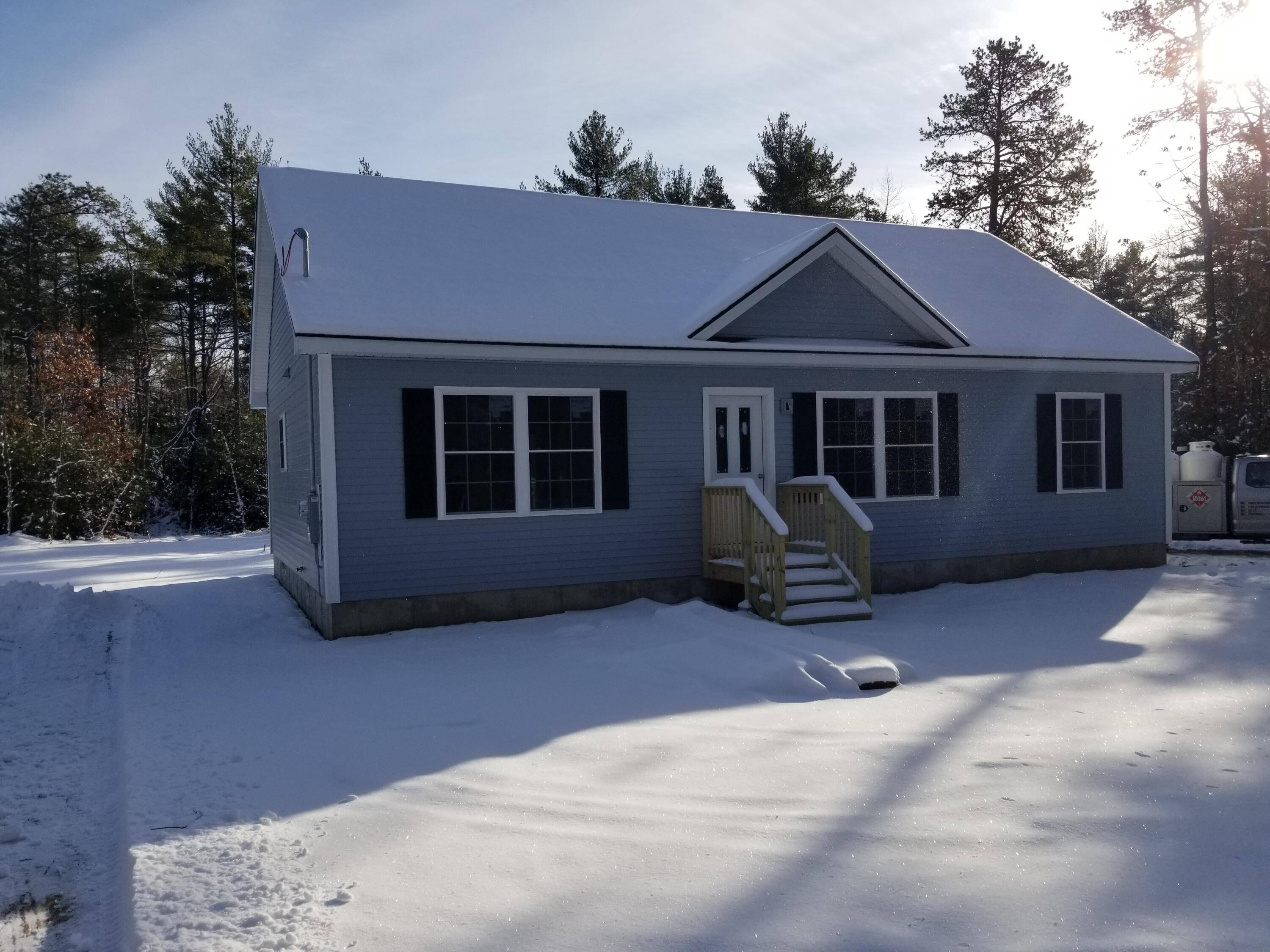 Hollis, ME 04042,53 Mailman Way