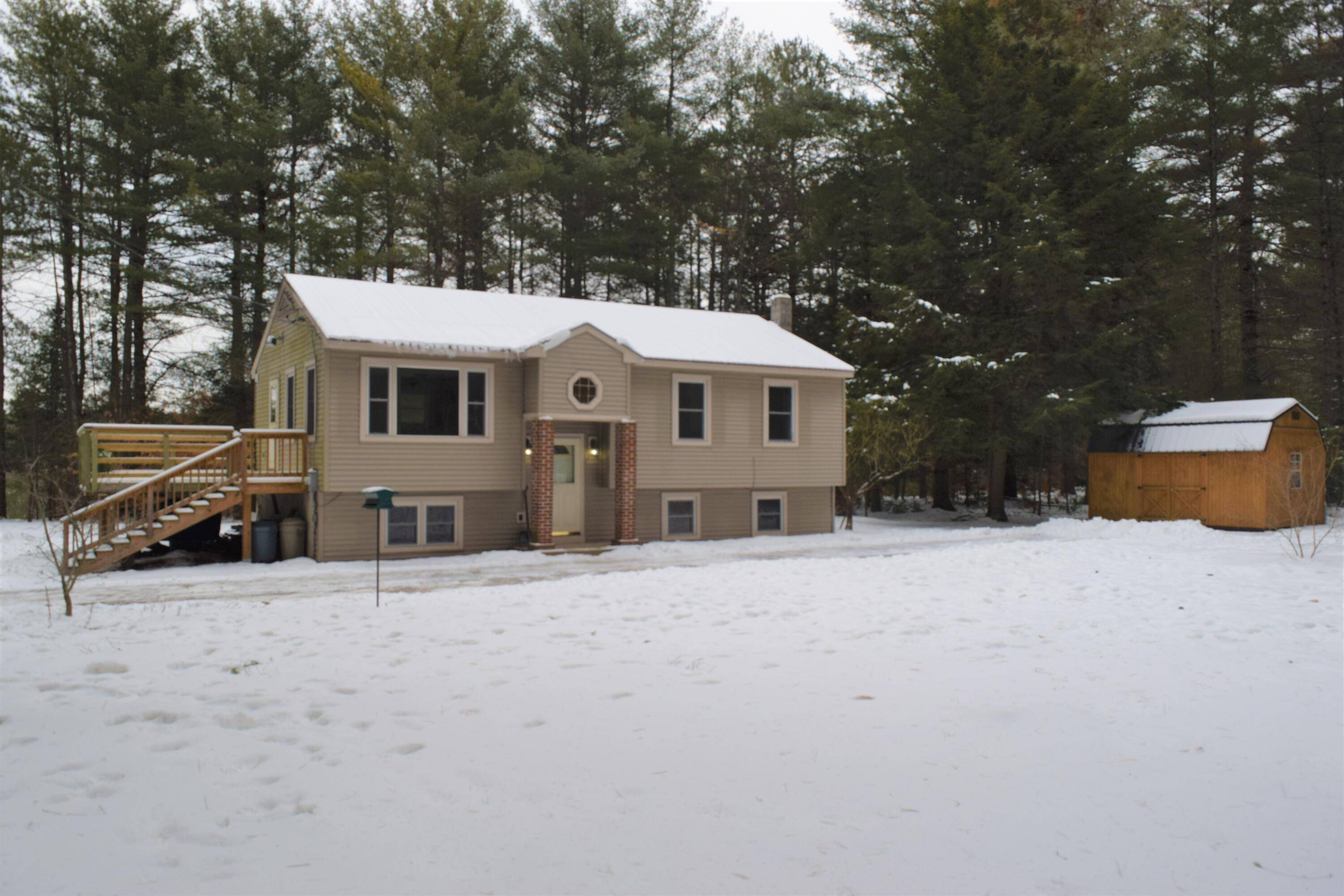 Harrison, ME 04040,92 Plains RD