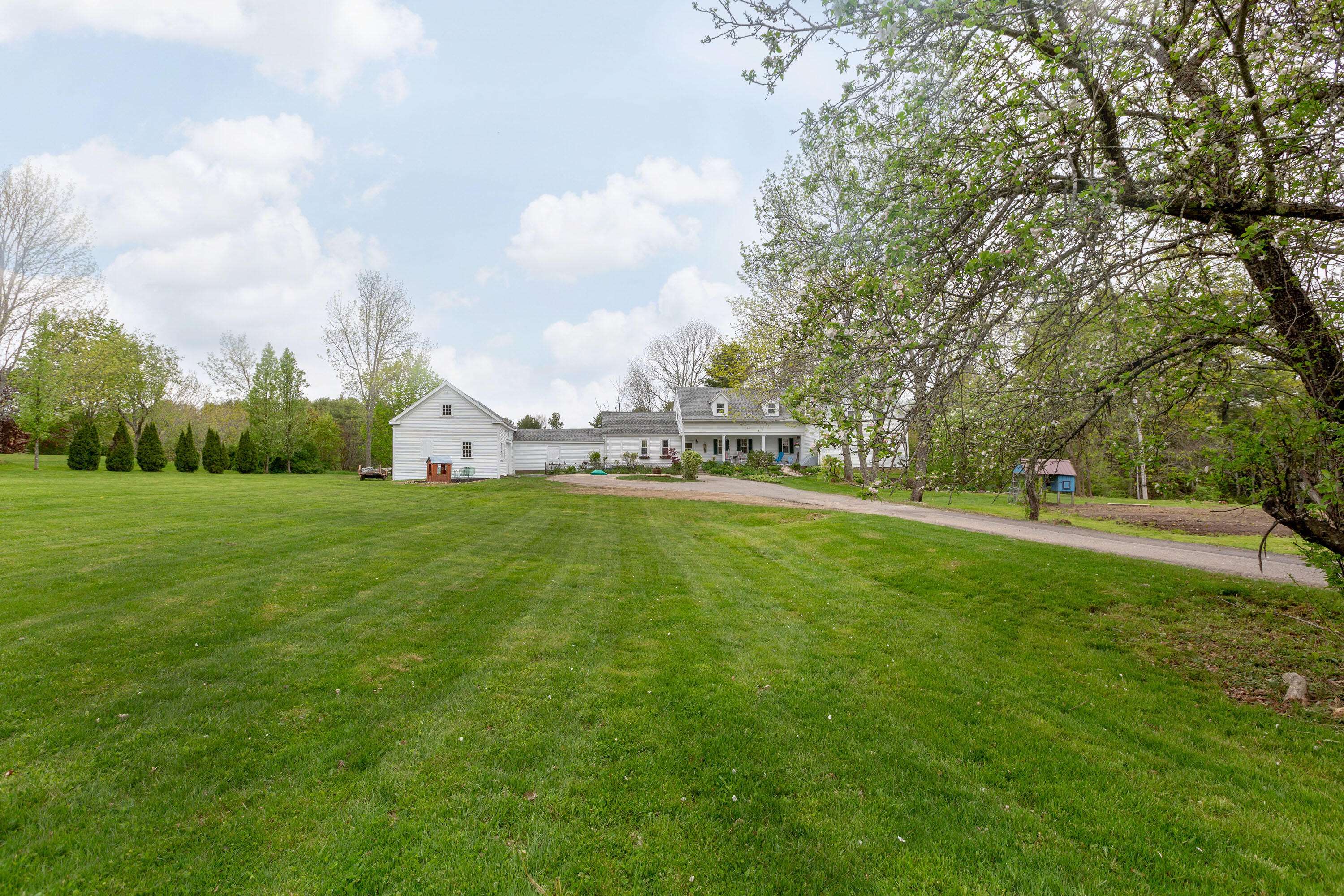 Woolwich, ME 04579,746 Middle RD