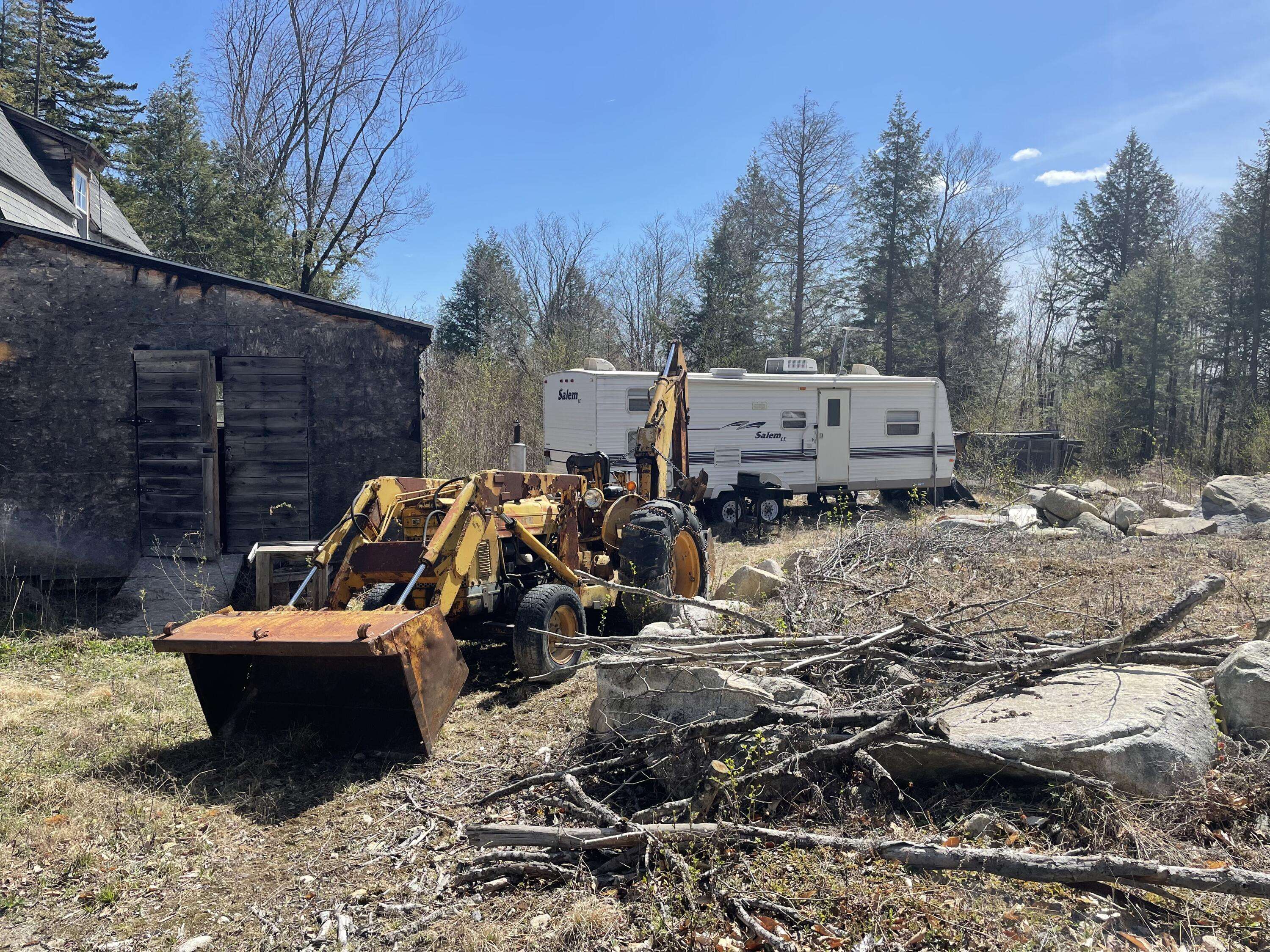 New Portland, ME 04961,597 Bog RD