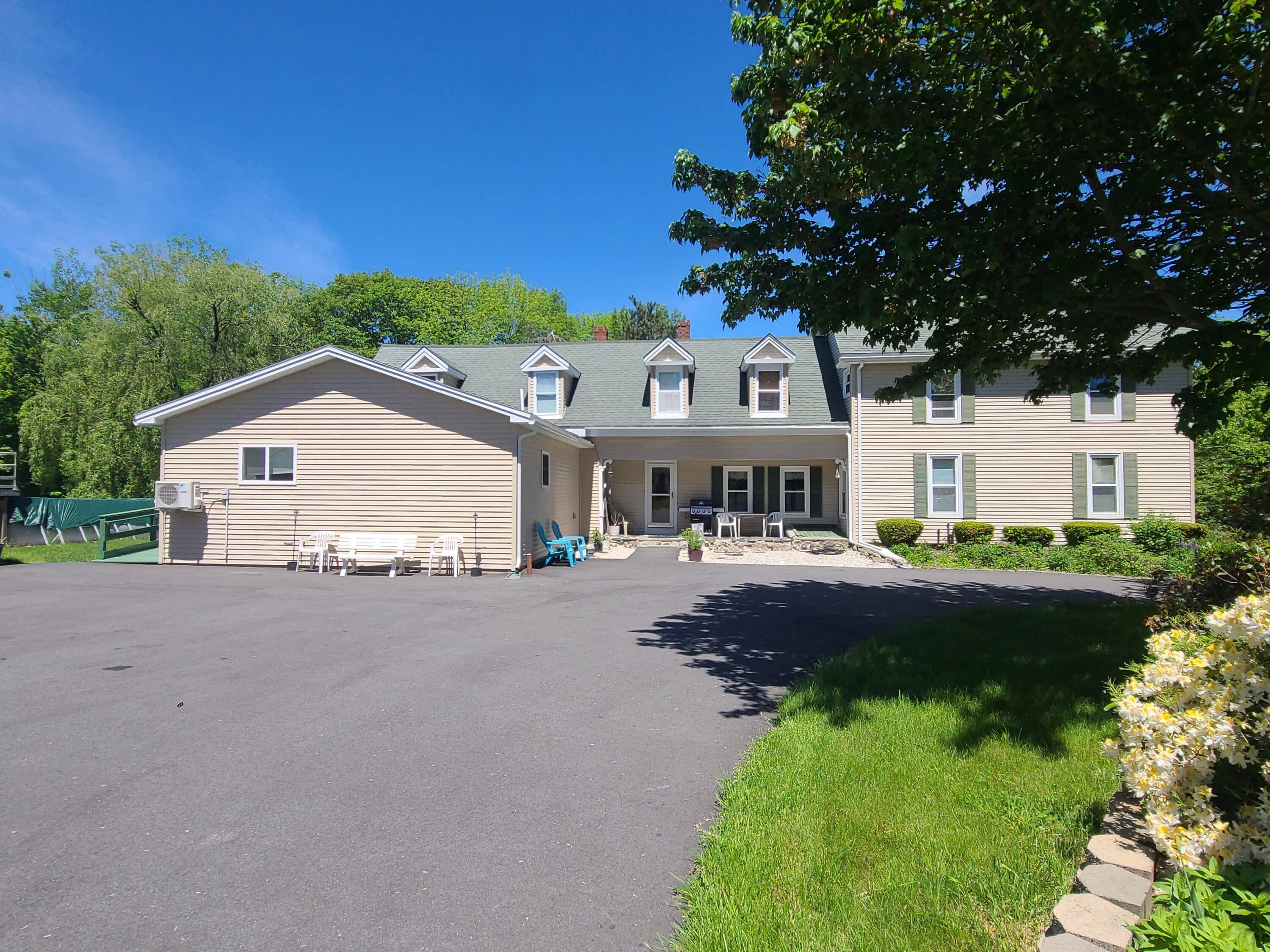 Hampden, ME 04444,54 Carmel RD S