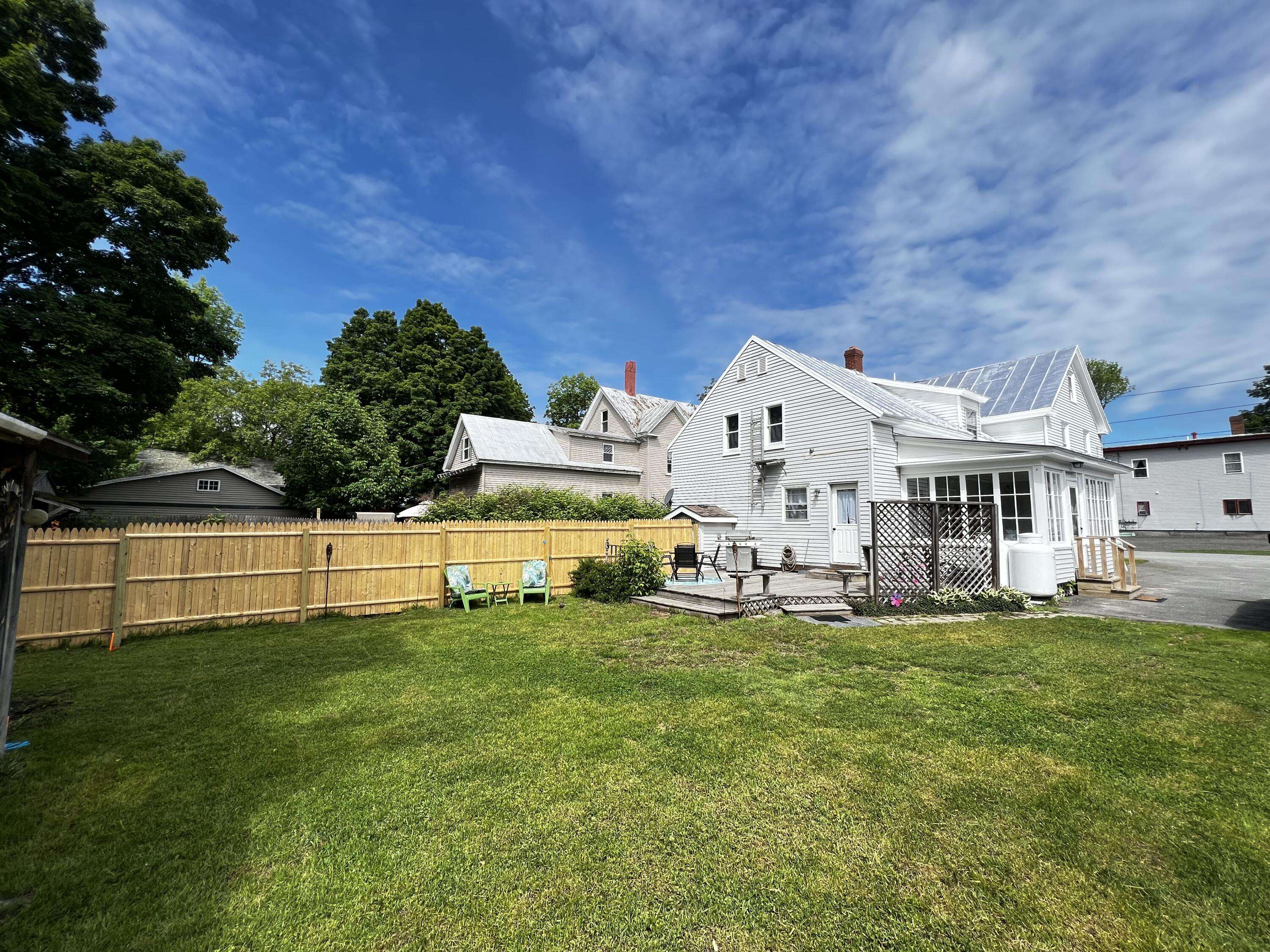 Skowhegan, ME 04976,15 Leavitt ST