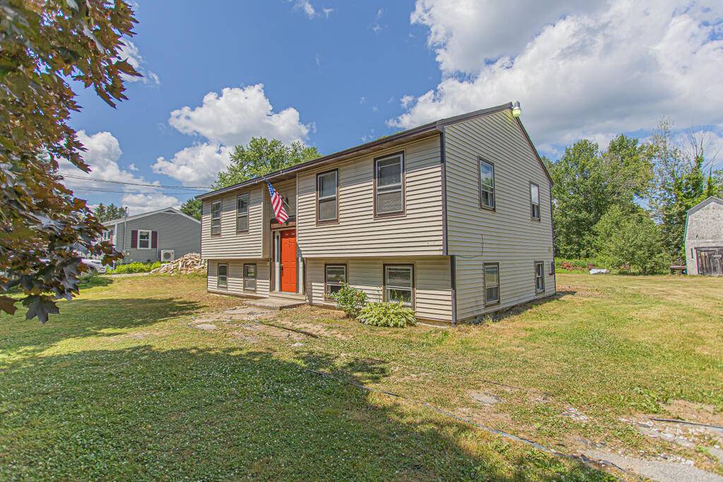 Farmington, ME 04938,183 Marvel ST