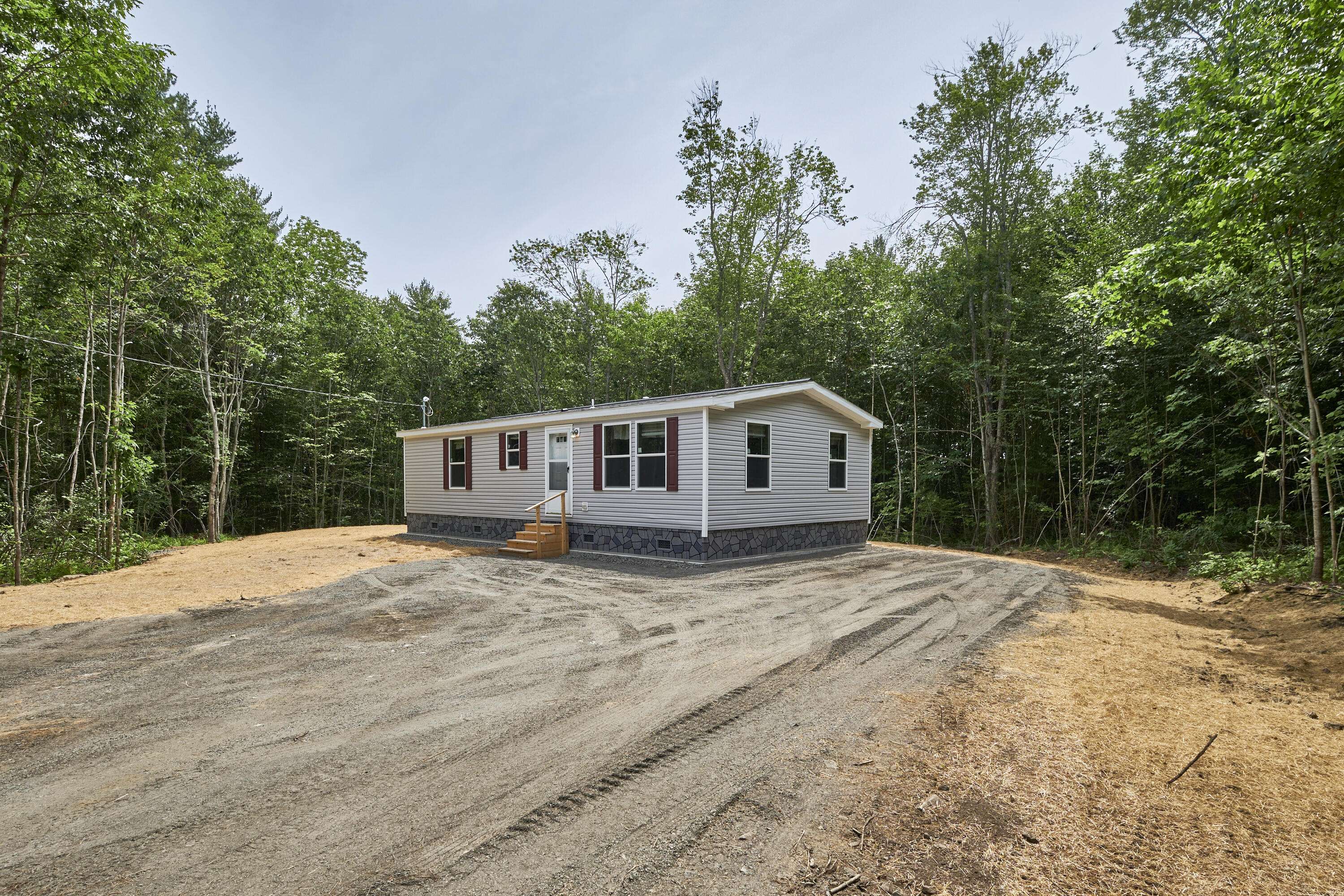 Warren, ME 04864,71 Metsa LN