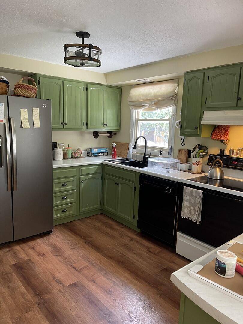 Farmington, ME 04938,125 Seminole DR